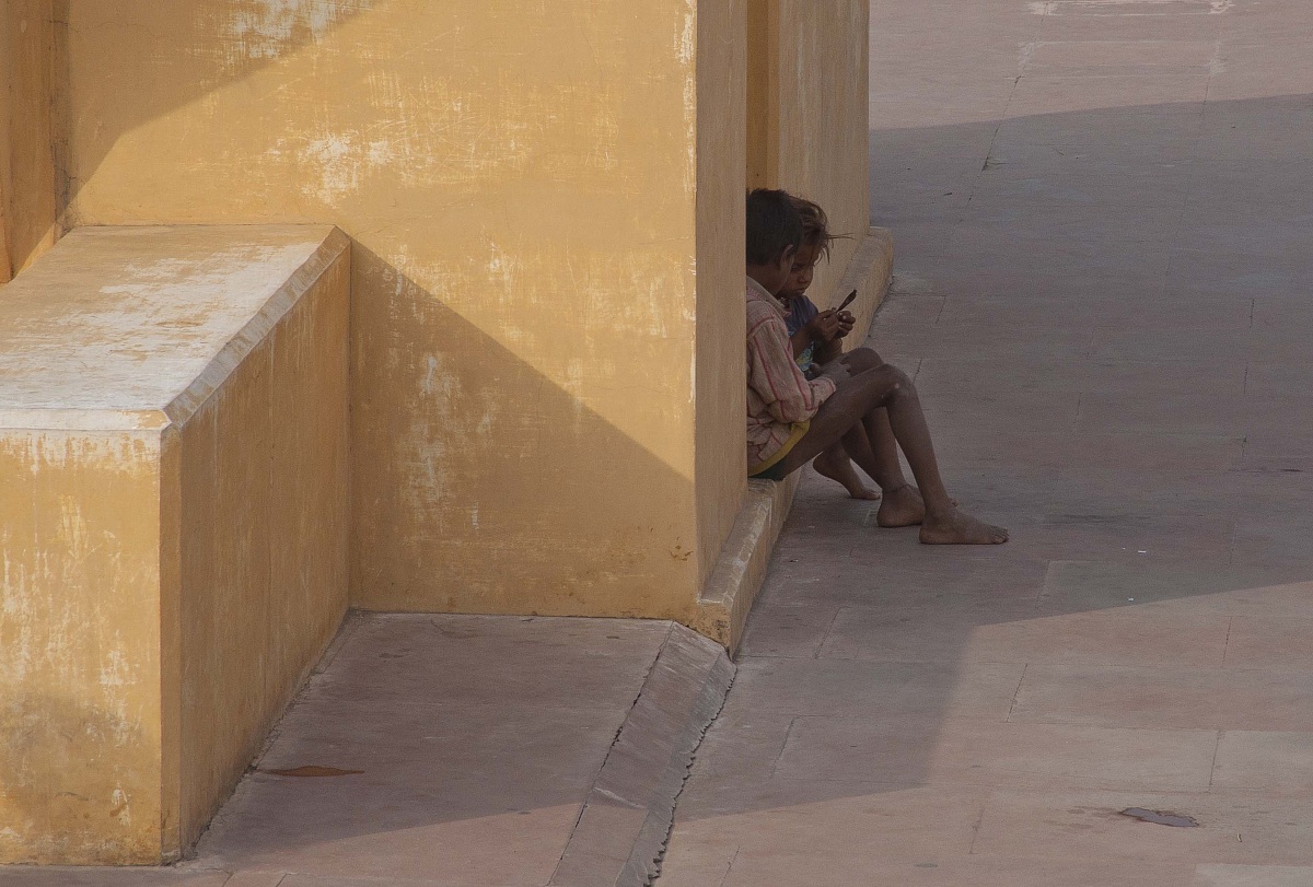 Children at Jantar Mantar