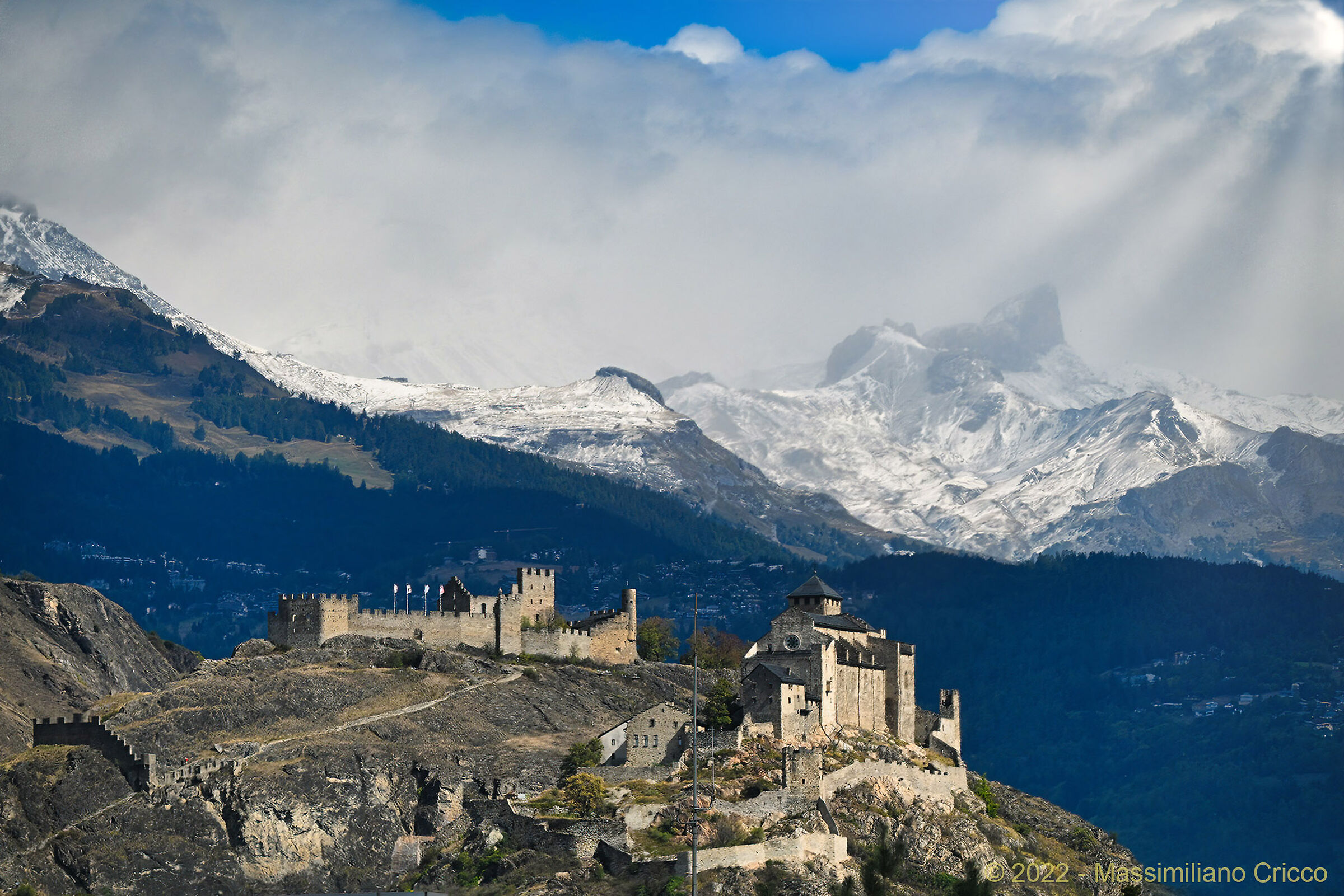 La rocca di Sion, Canton Vallese, Svizzera