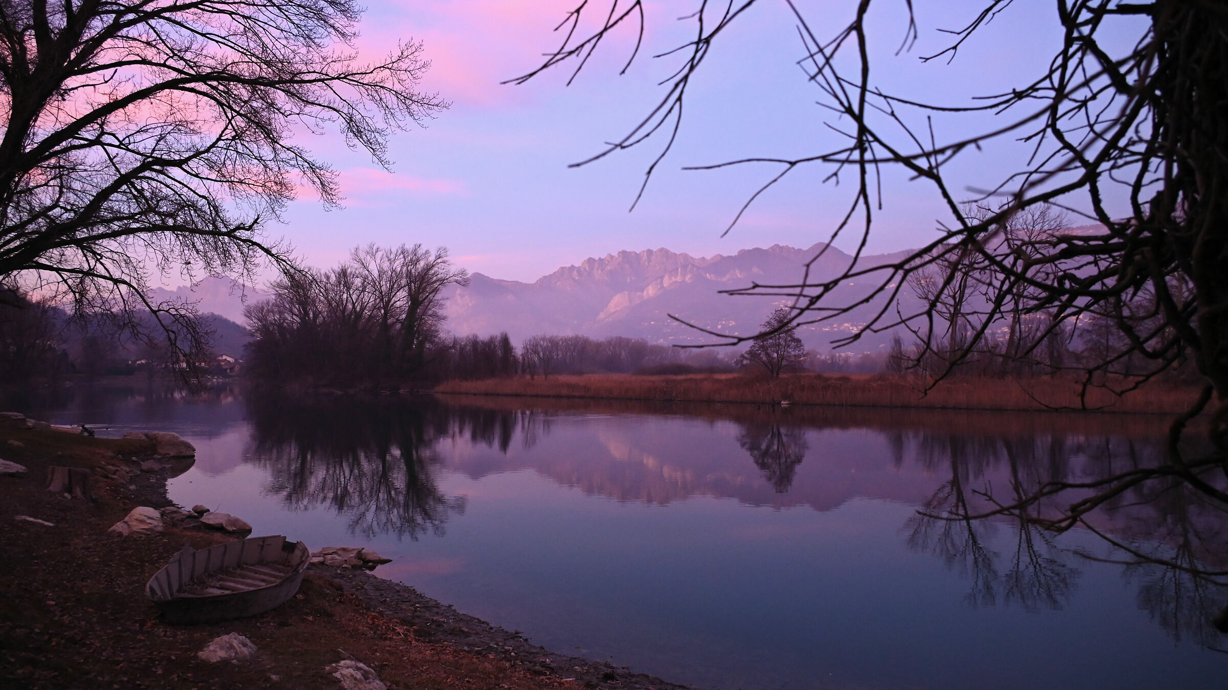 Tramonto invernale lungo l'Adda