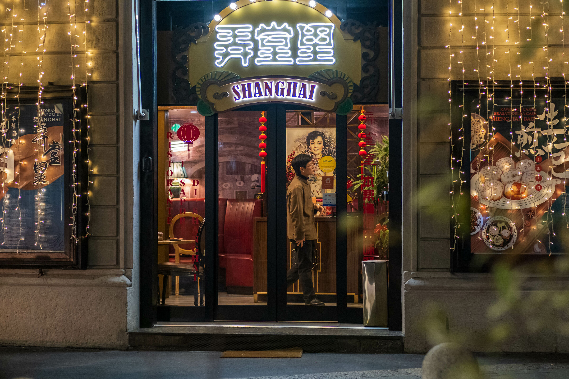 street Milan Chinatown