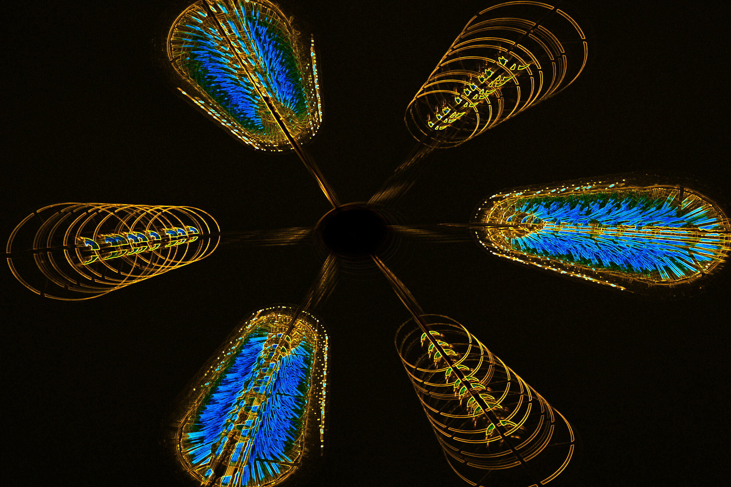 Lampadario o motori antimateria... :- )