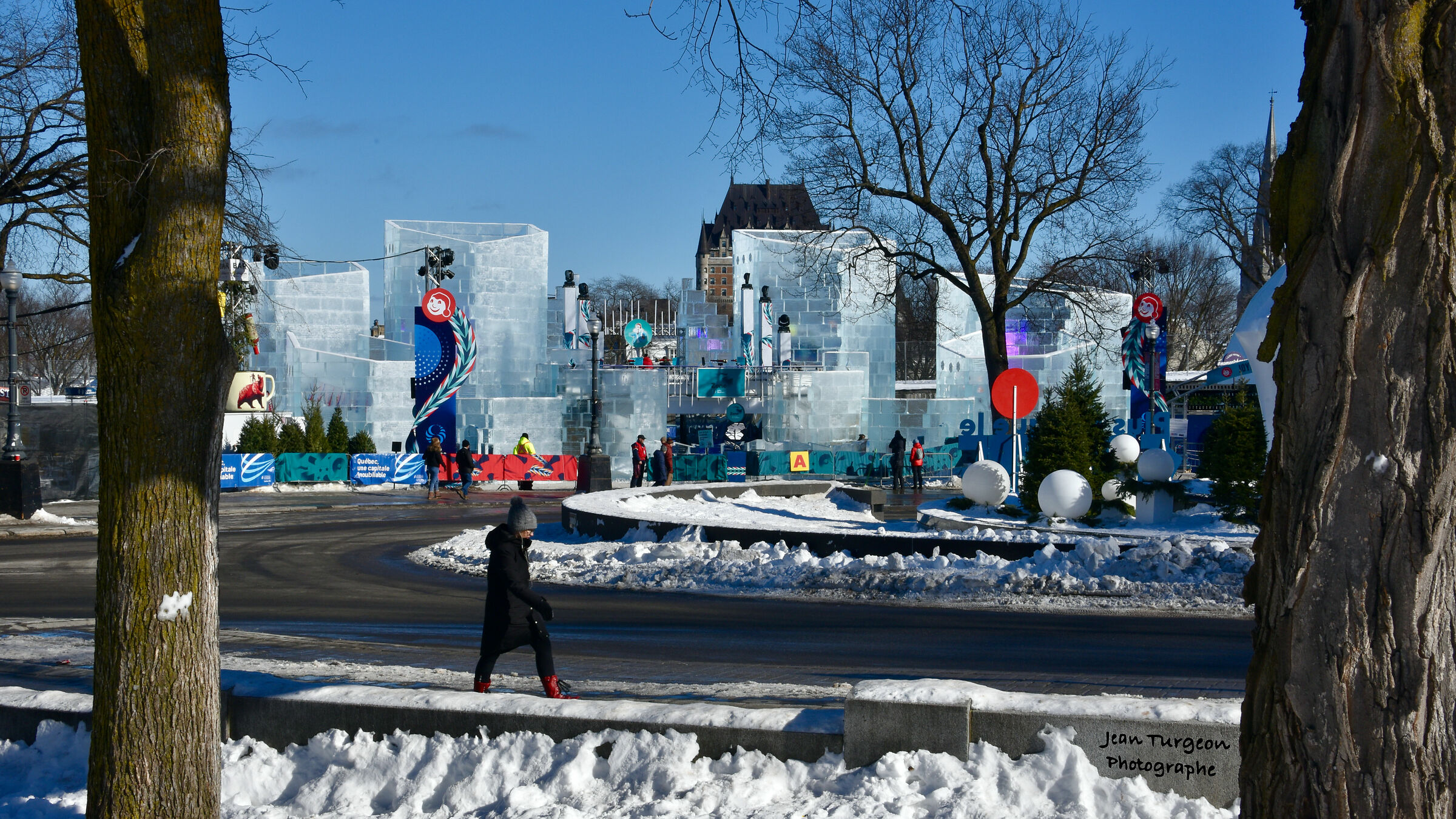 Palazzo del Ghiaccio Bonhomme Carnevale del Quebec