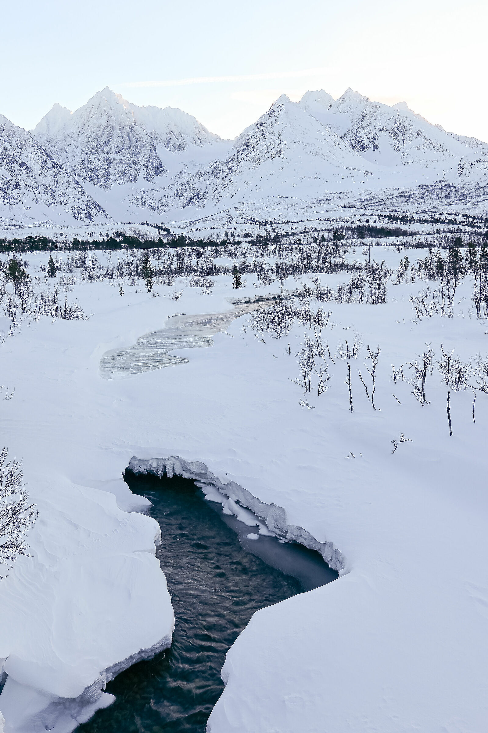 montagne di acqua ghiacciata