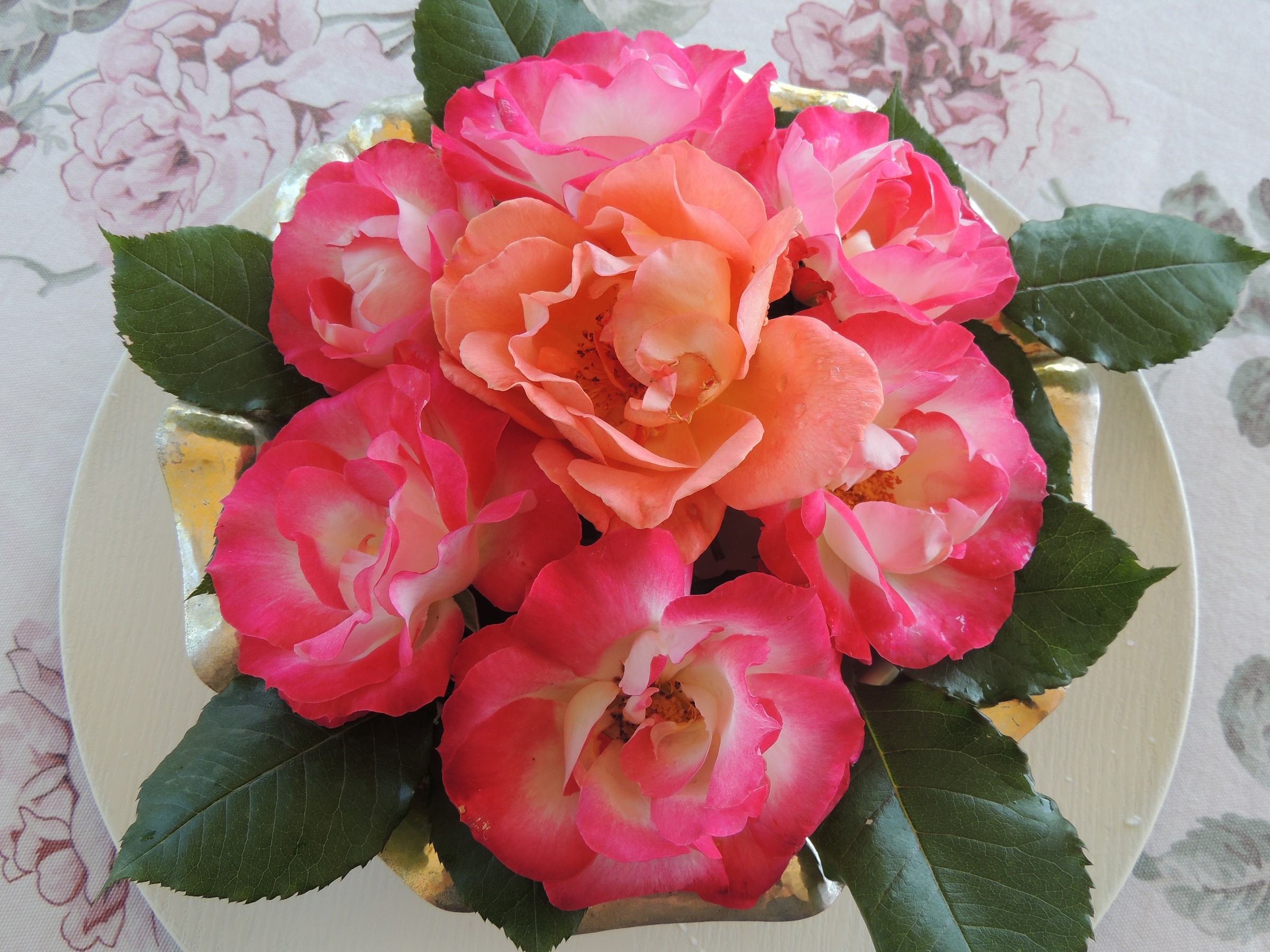 Centrotavola: rose su rose