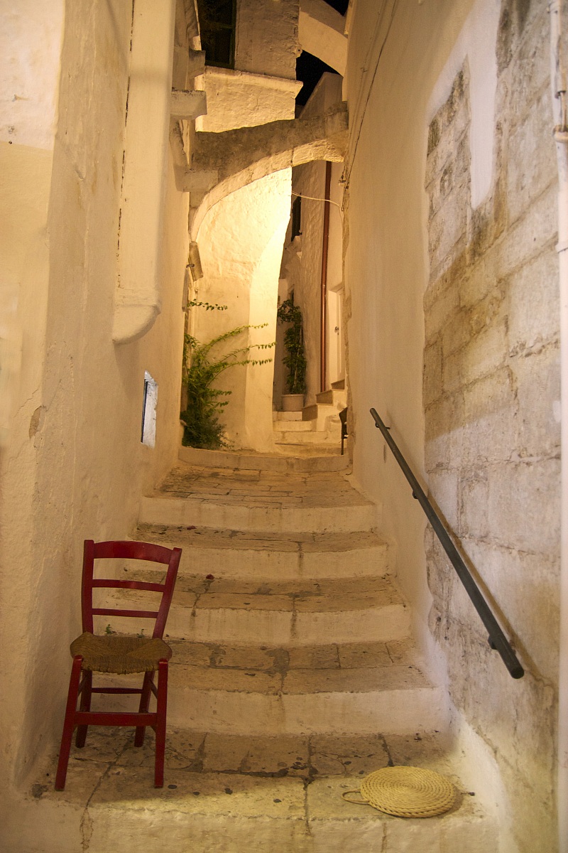 Glimpse Ostuni