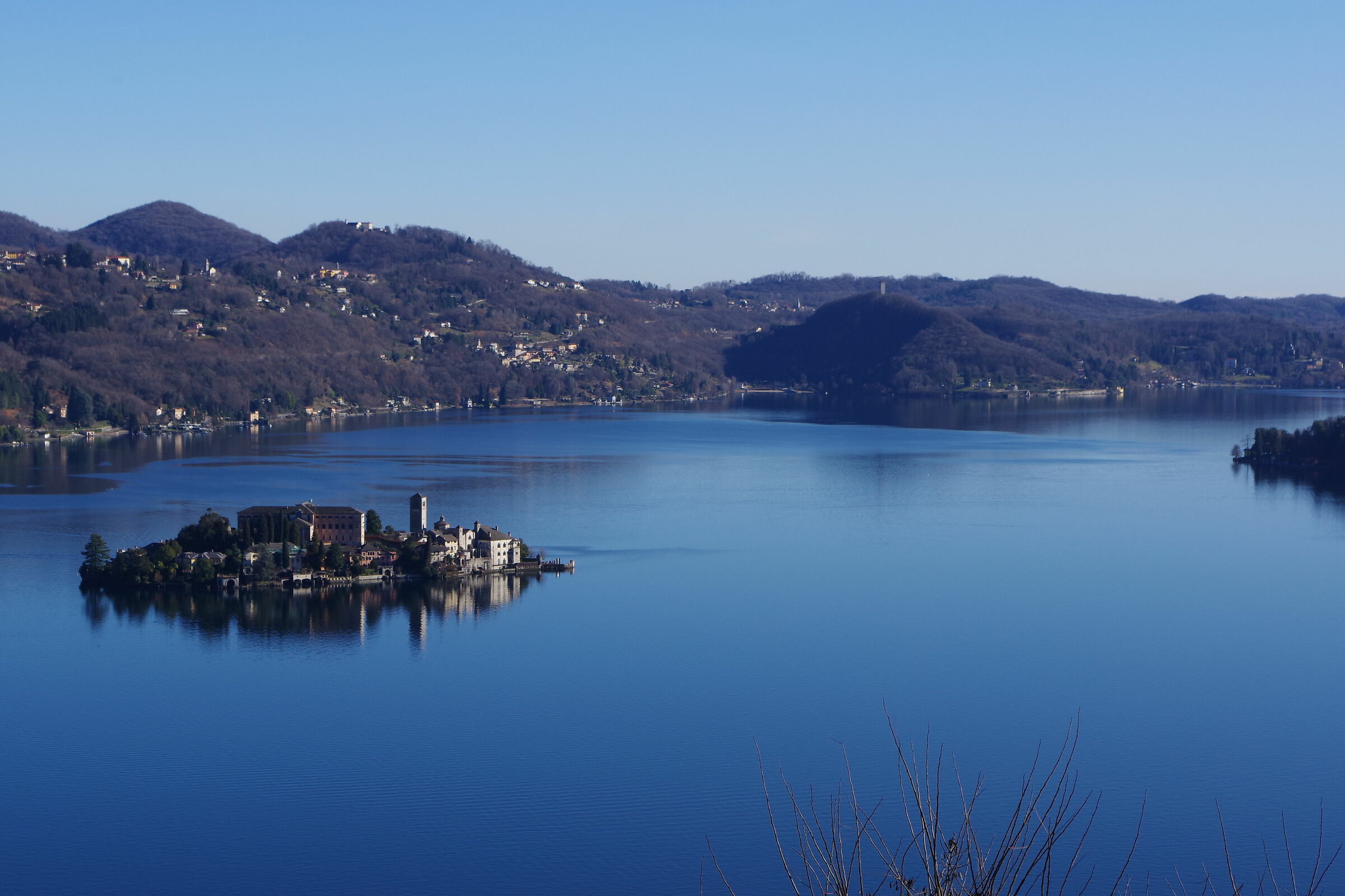 lago e isola