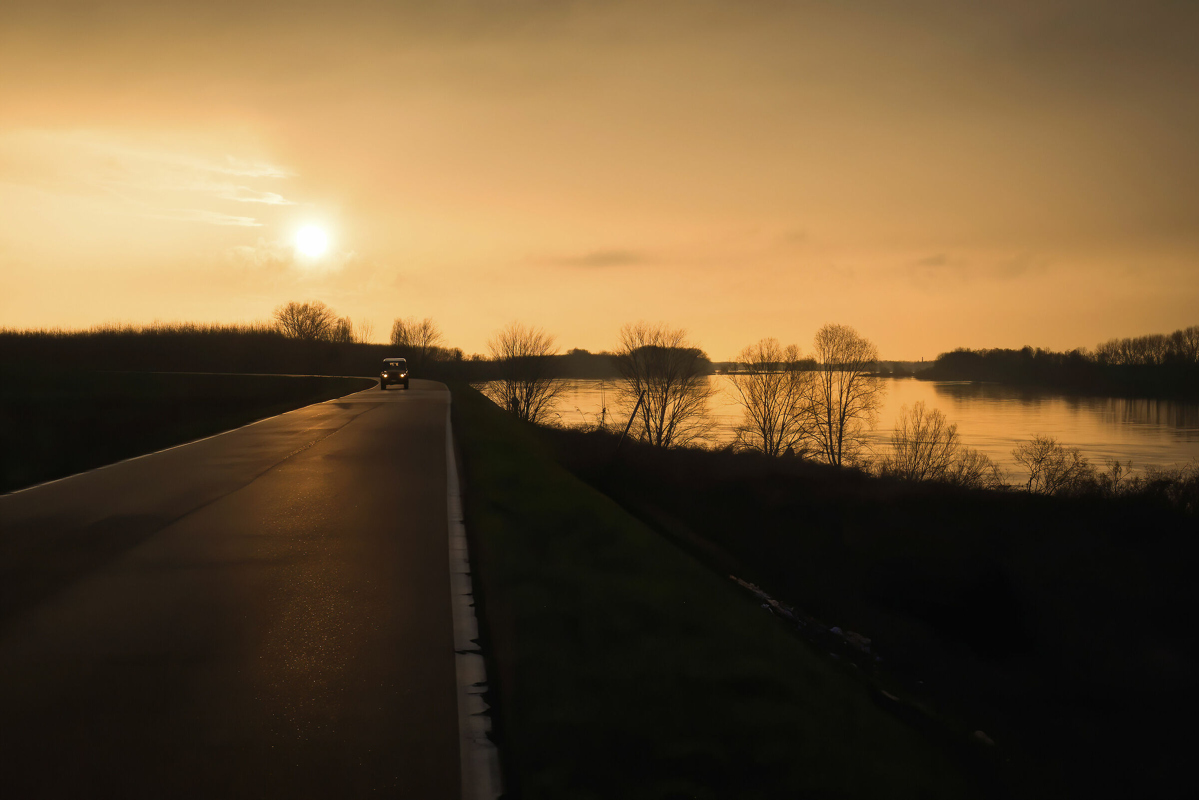 I come and go in the sunset