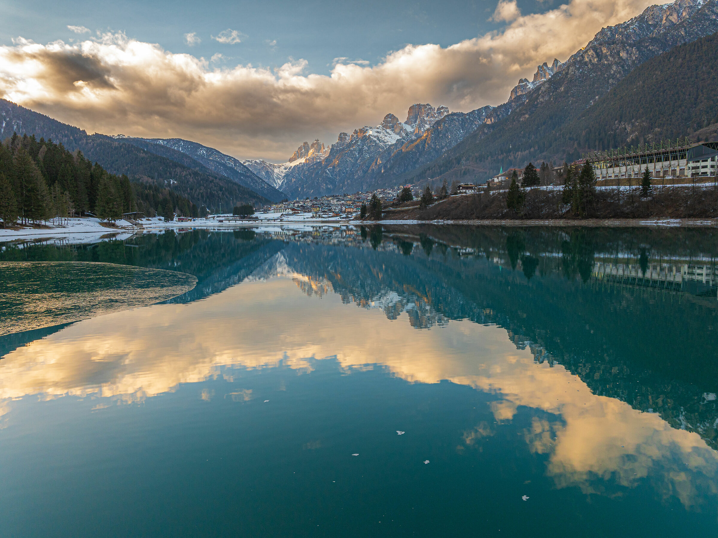 Dolomite reflections