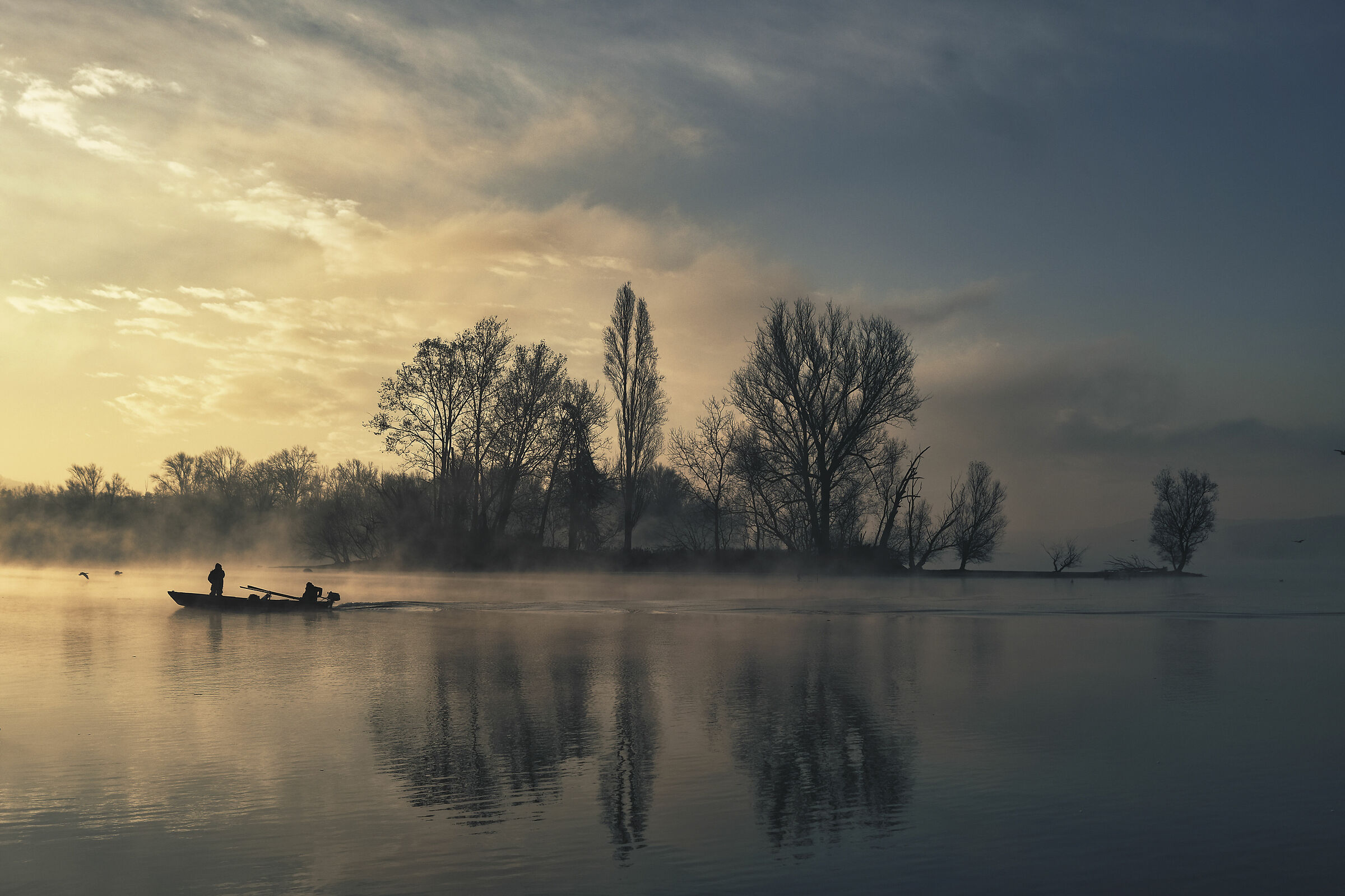 Angera lago