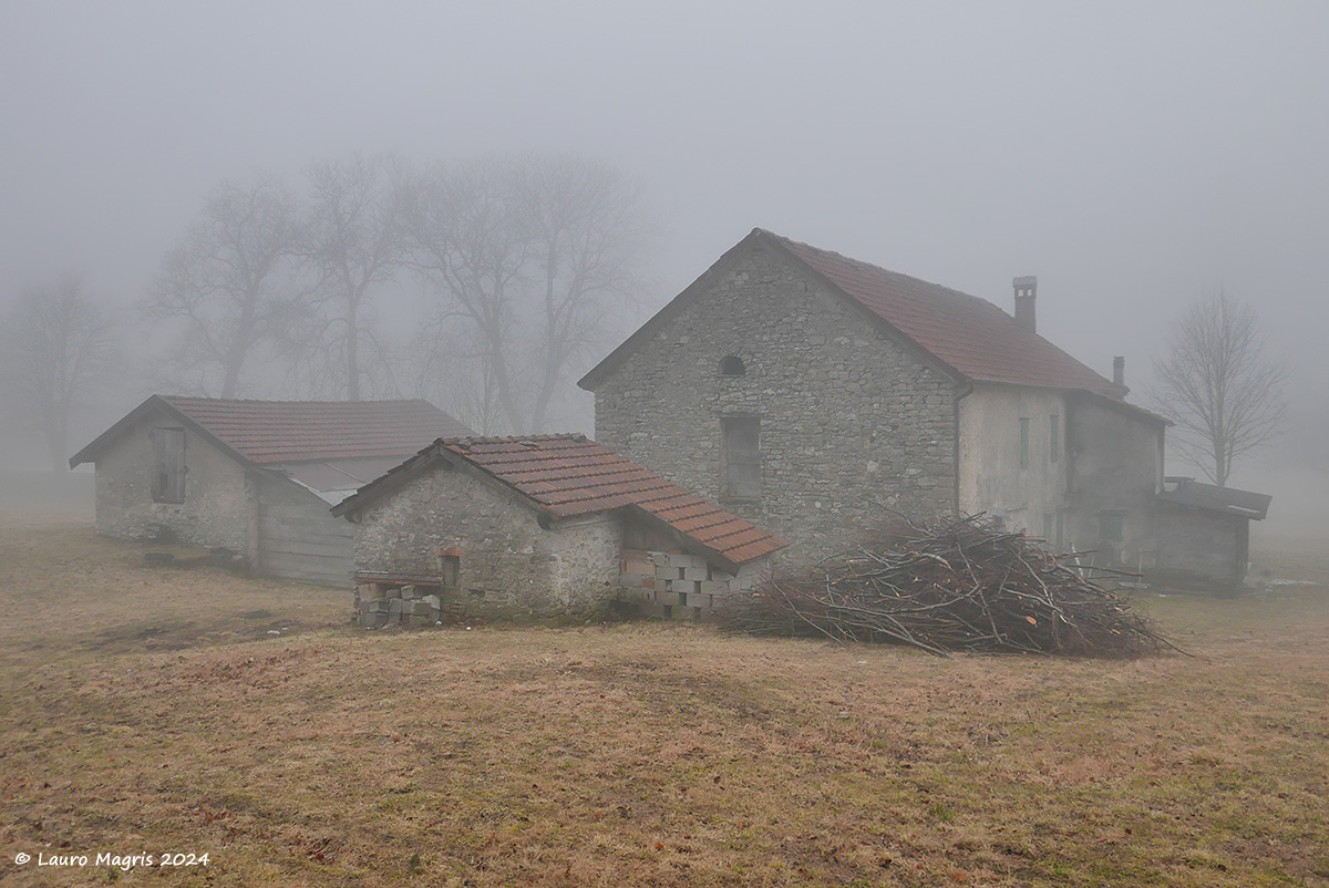 Suspended atmosphere