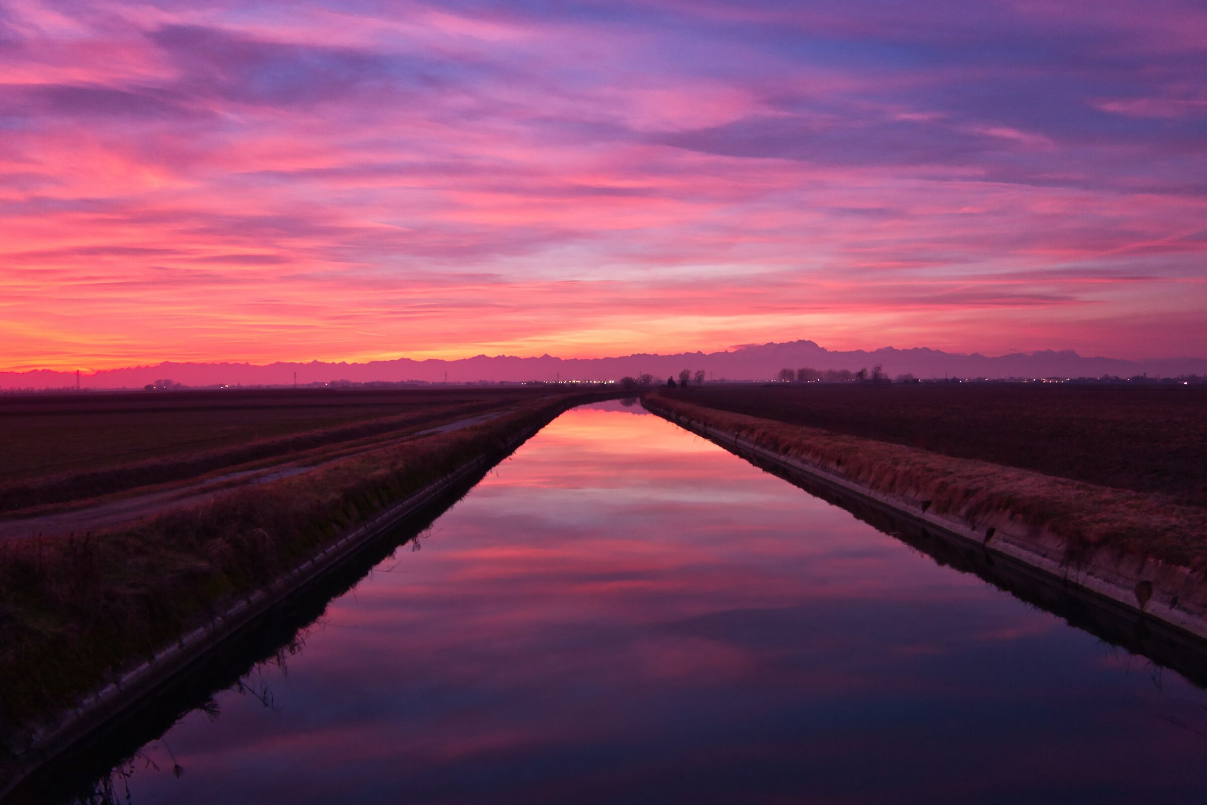 Tramonto sulla campagna novarese