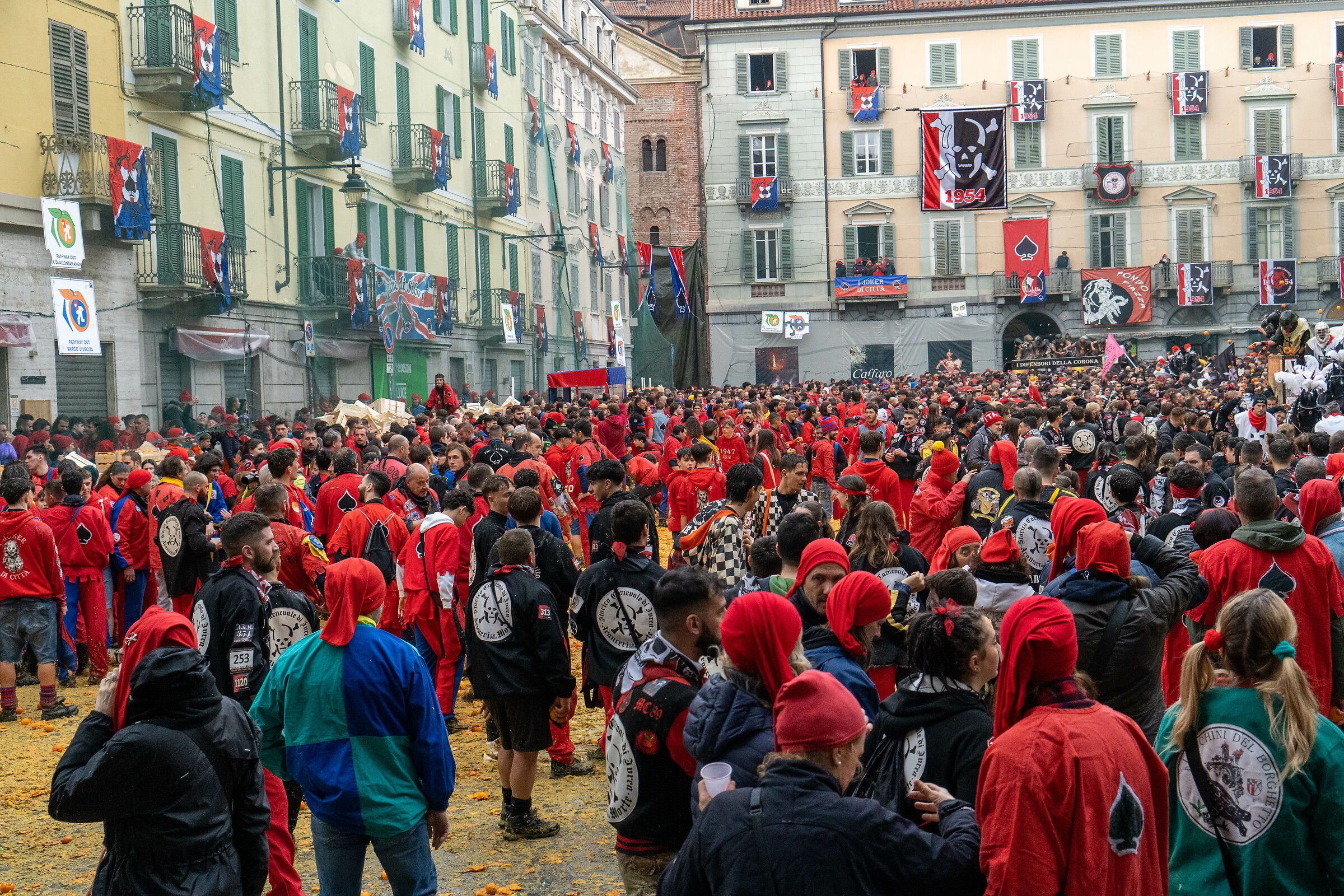 Ivrea: the square