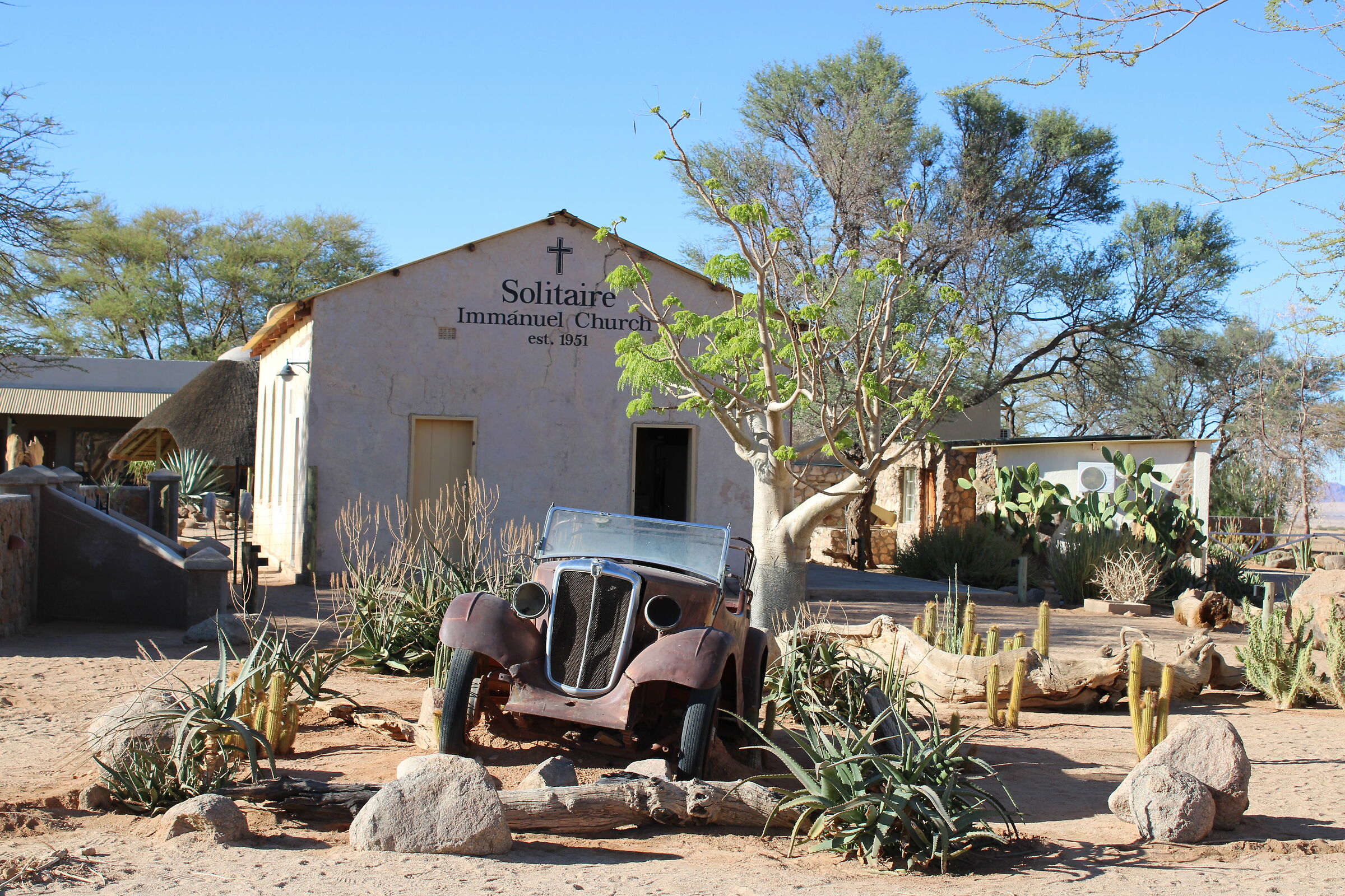 La pompa di benzina più famosa della Namibia