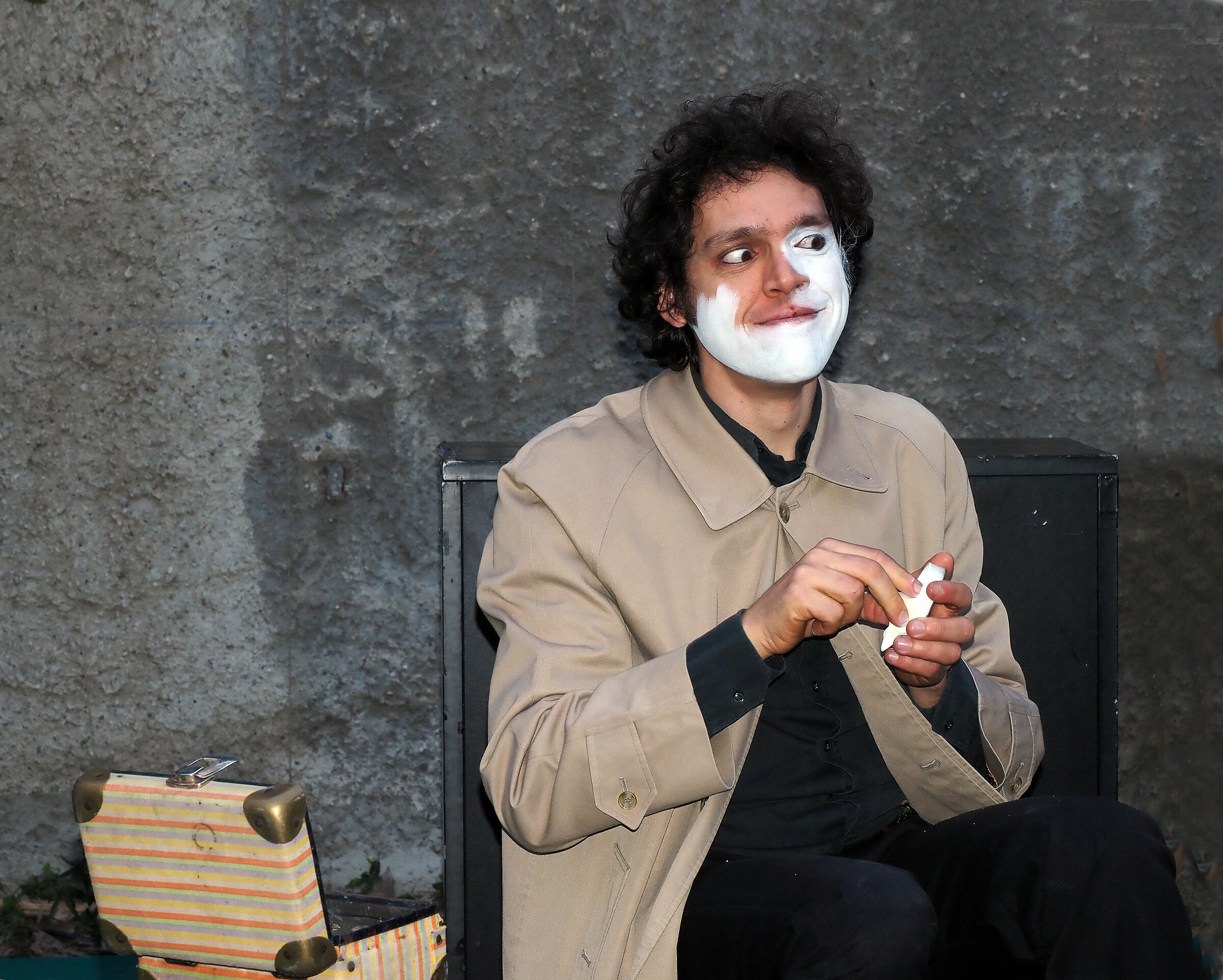il Clown si prepara