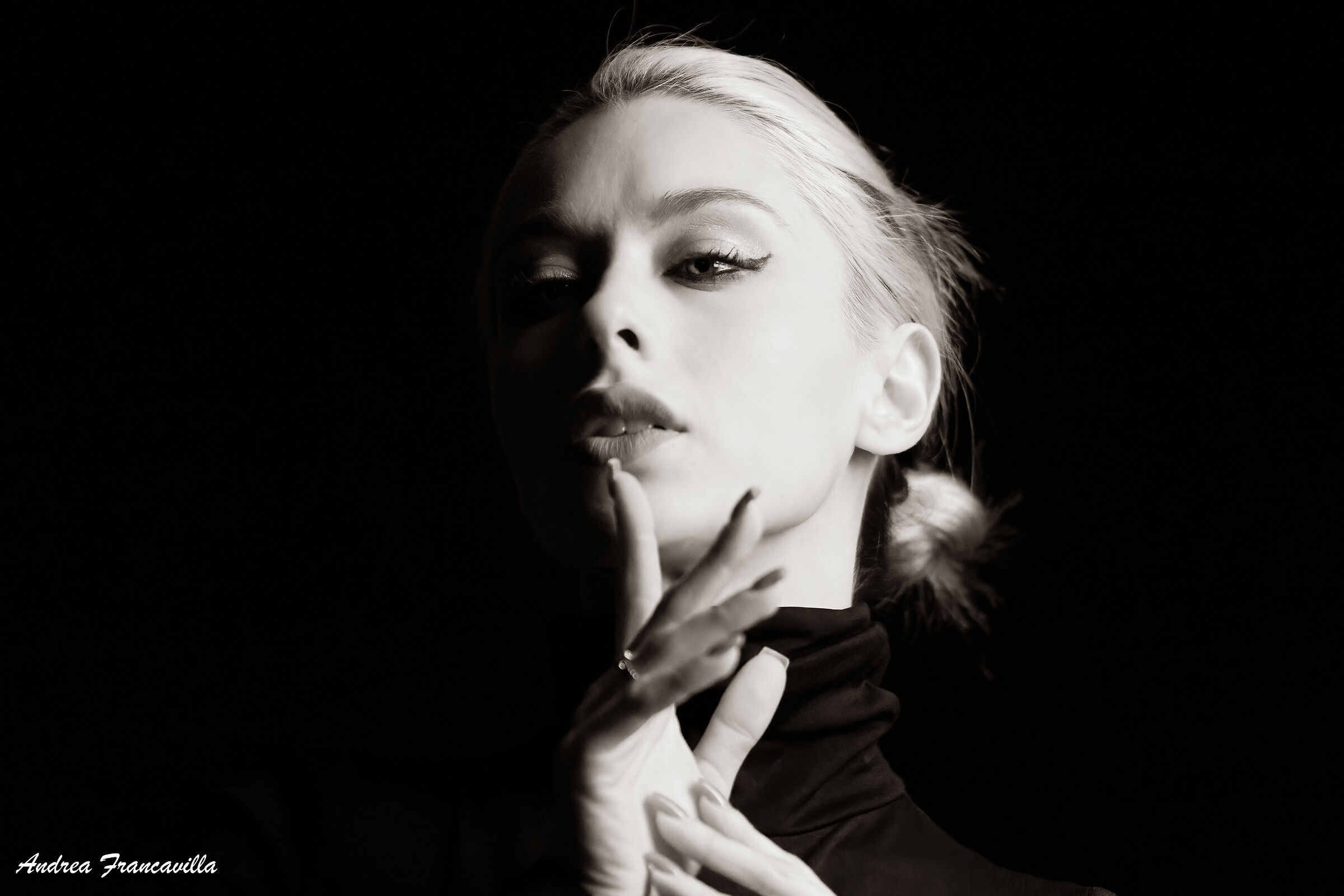 Eva Kant by Lory Caradonna