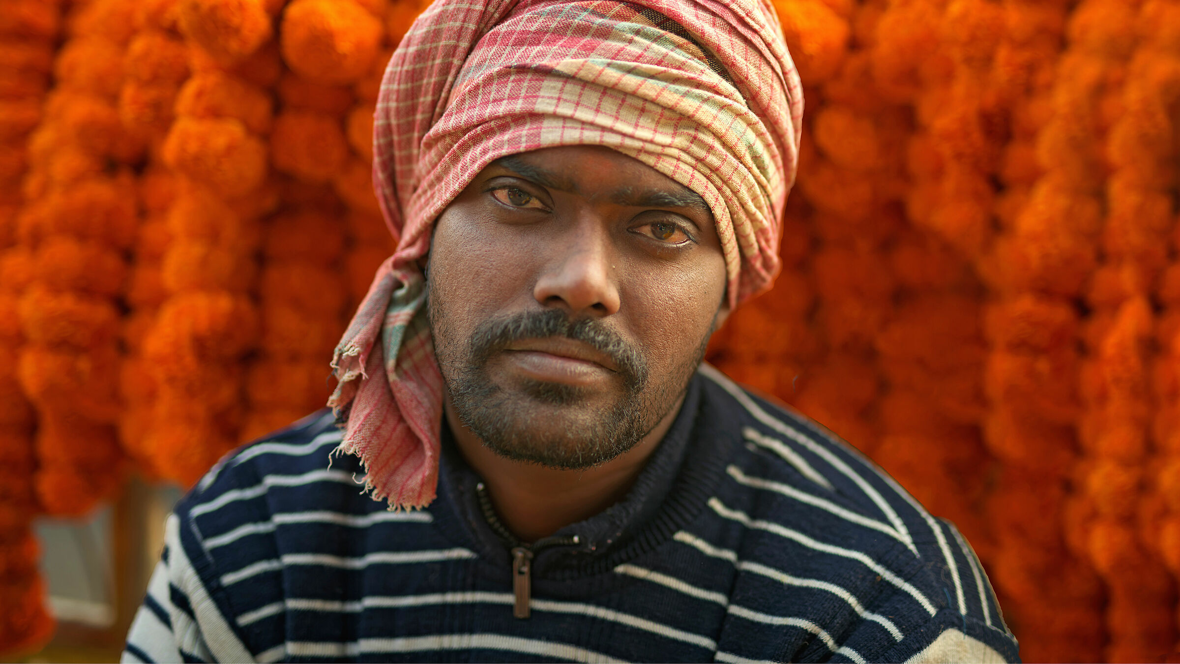 0301 - the flower seller