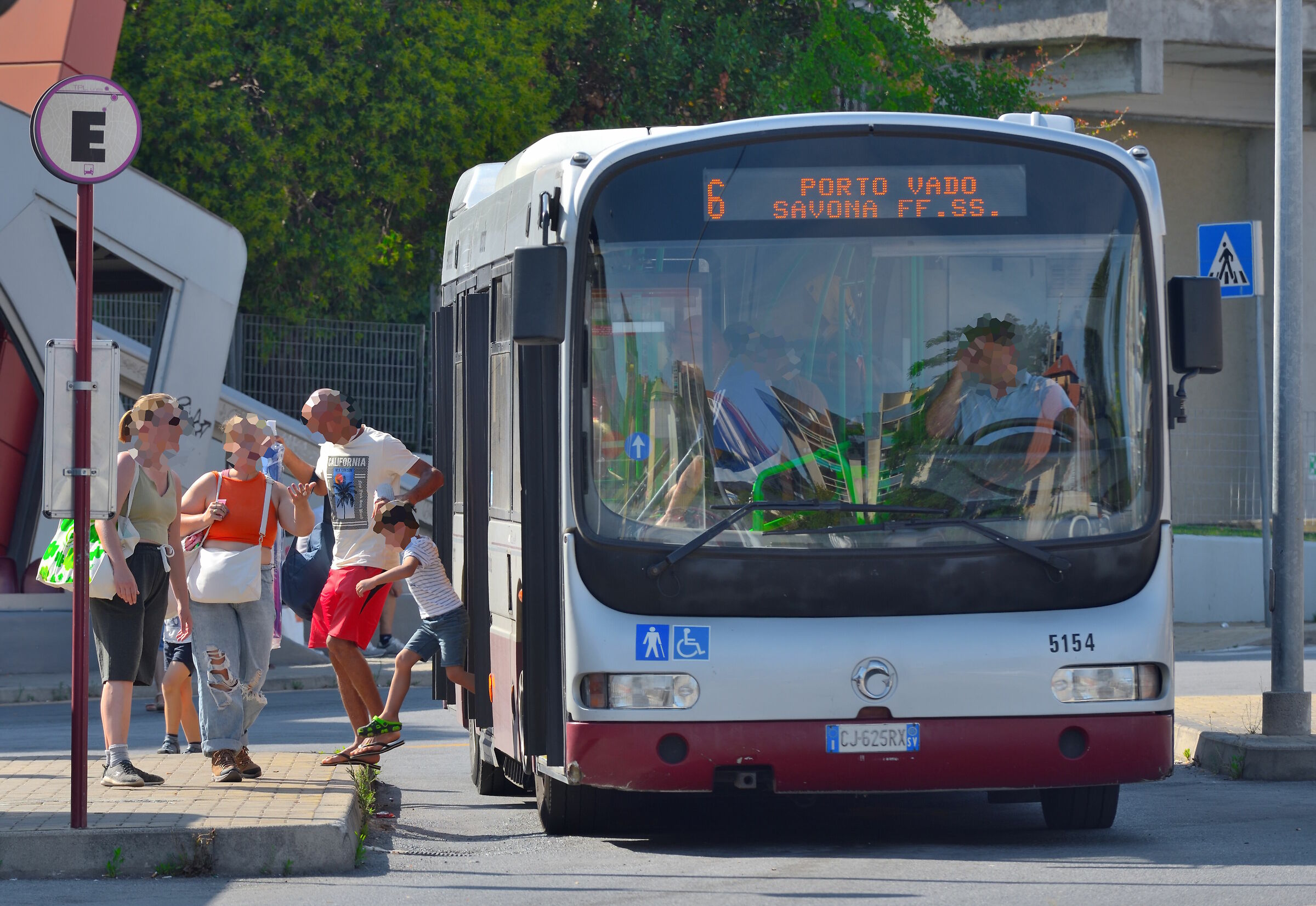 Bus Stop "Gate E" Savona Station