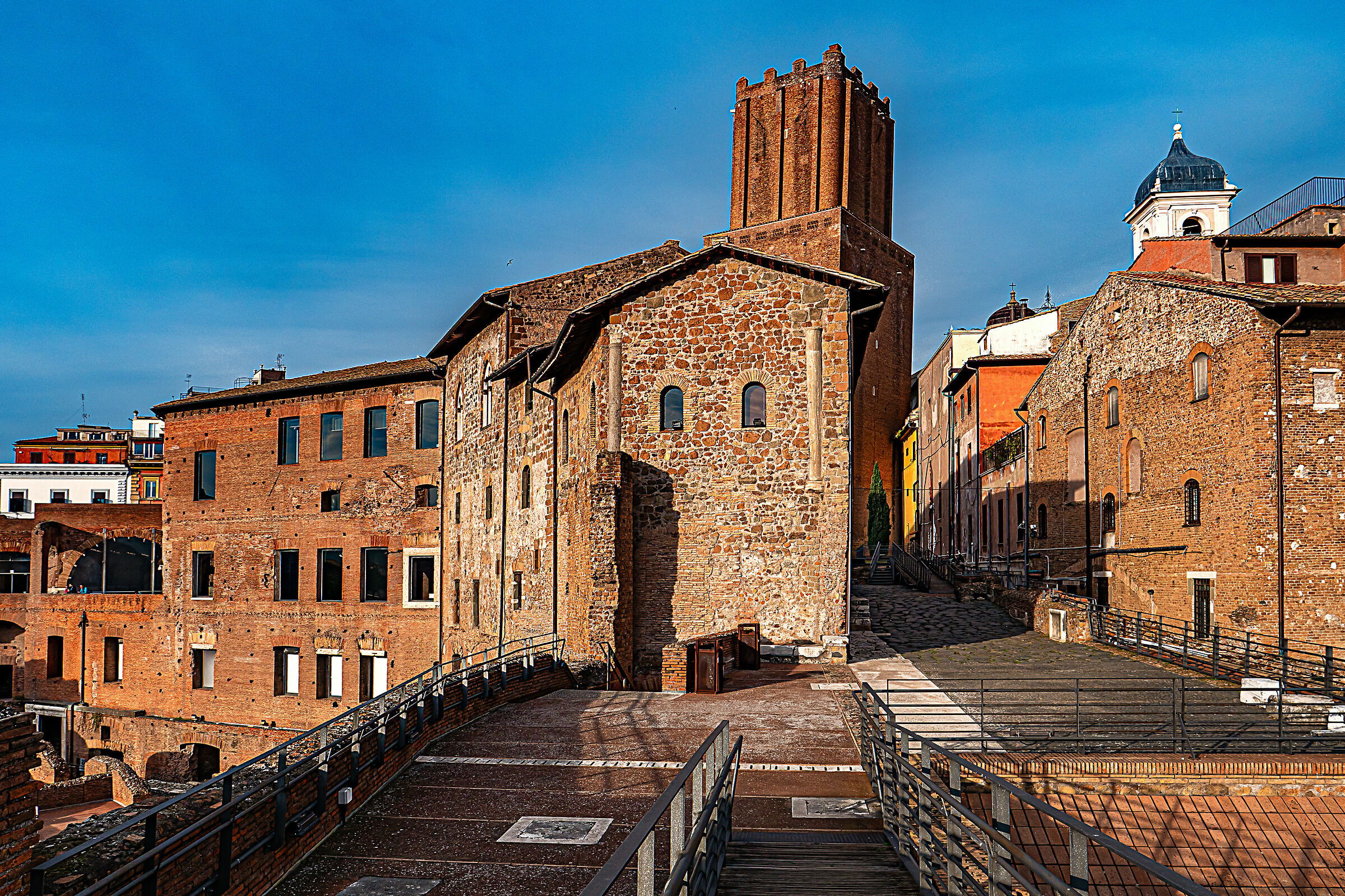 Verso la torre delle Milizie