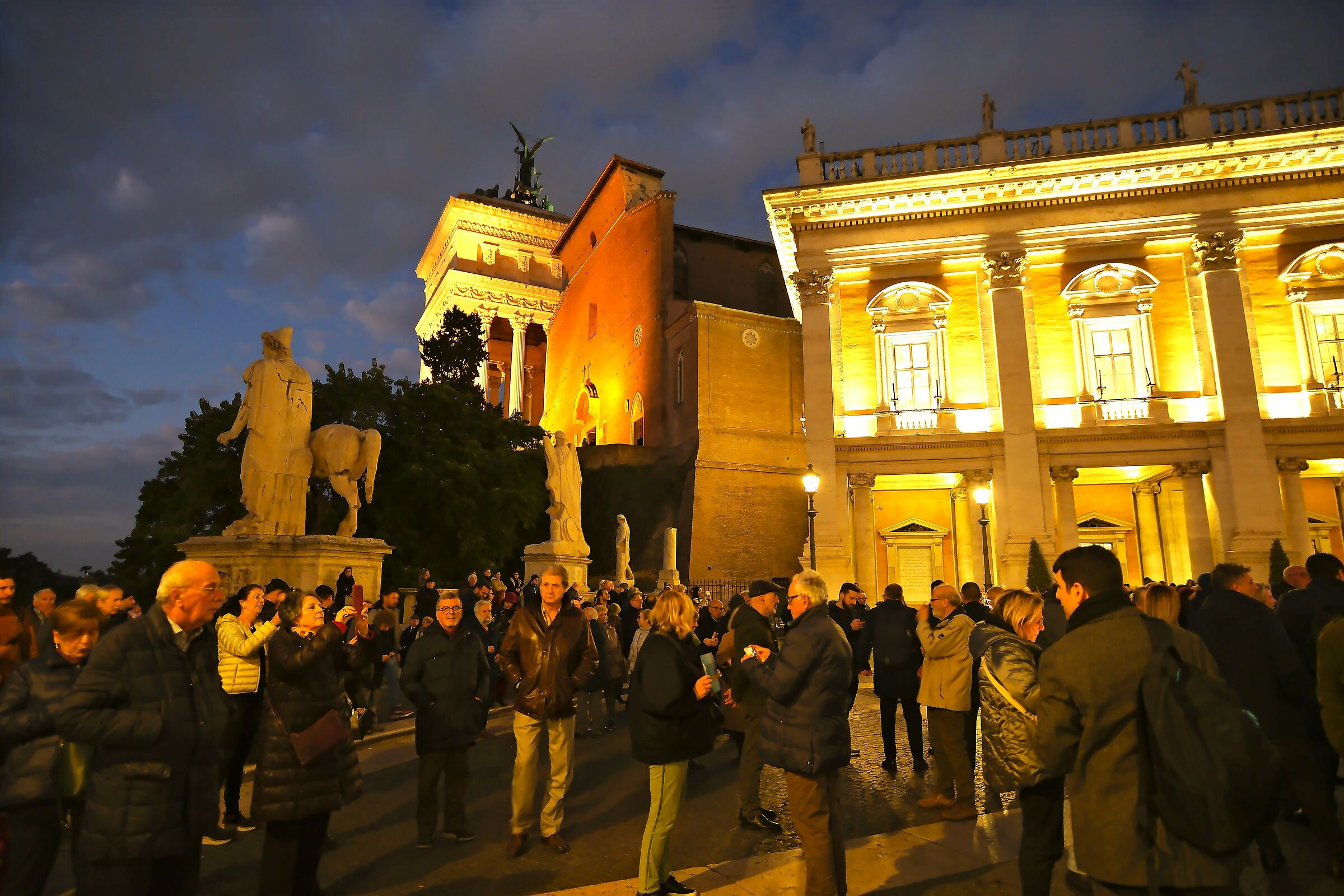 Roma - Campidoglio - Fiaccolata per Alexei Navalni