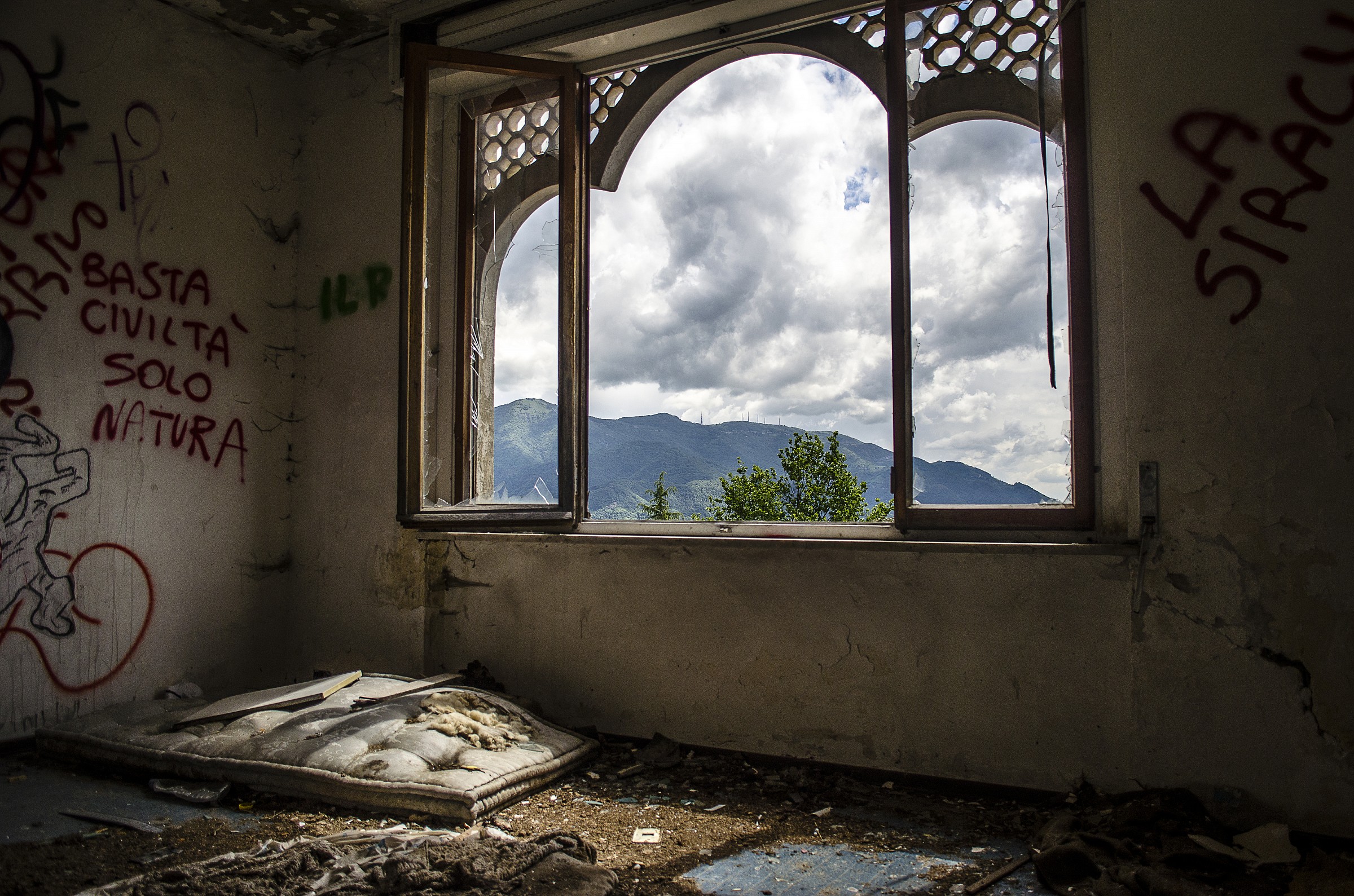 Consonno (stanze hotel)