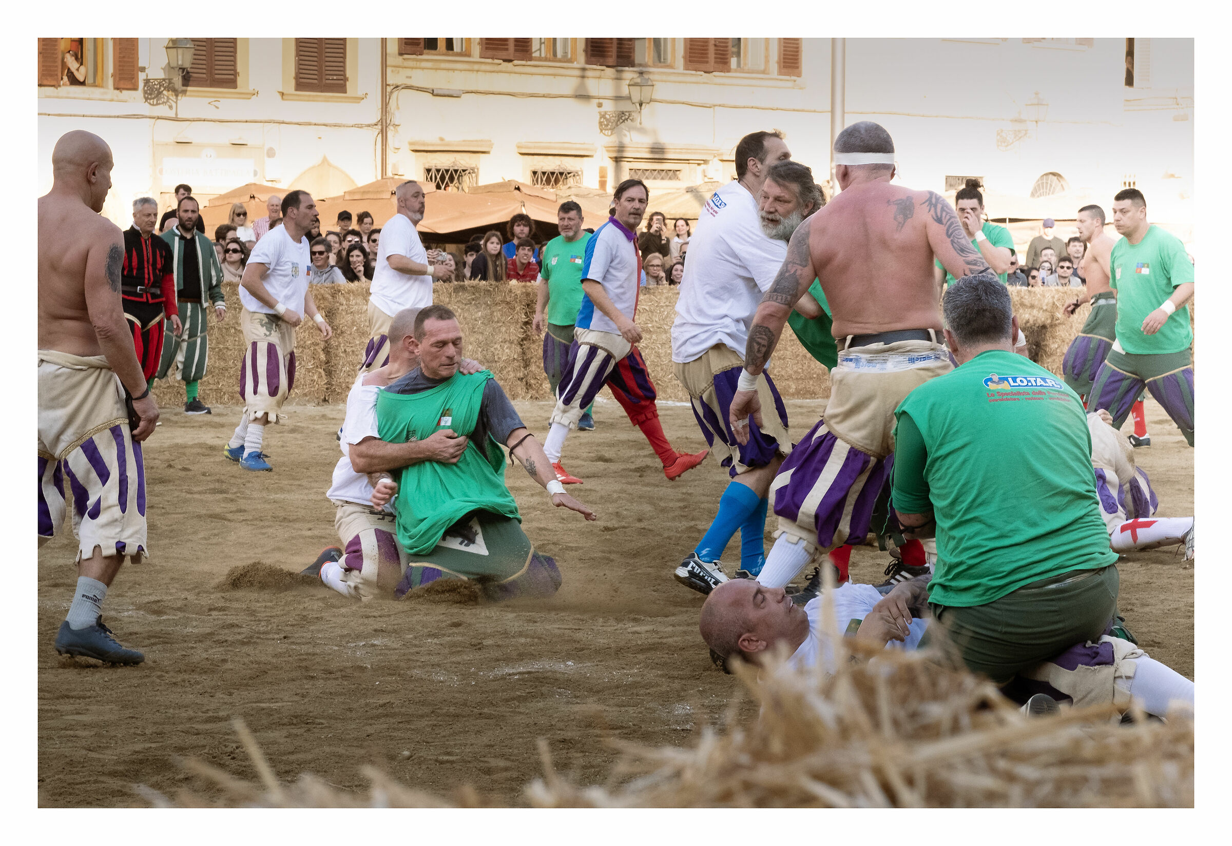 Rievocazione calcio storico firenze