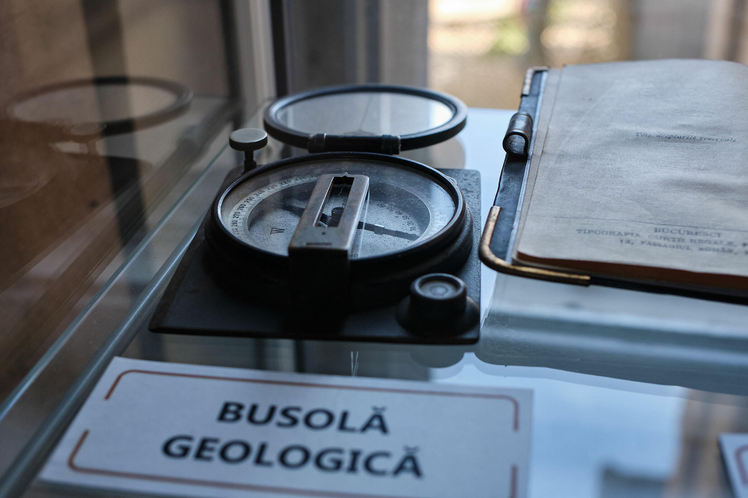 Vecchio strumento principale della bussola geologica prima d...