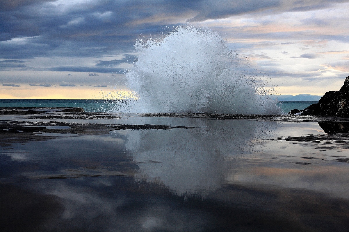 L'onda e il suo riflesso