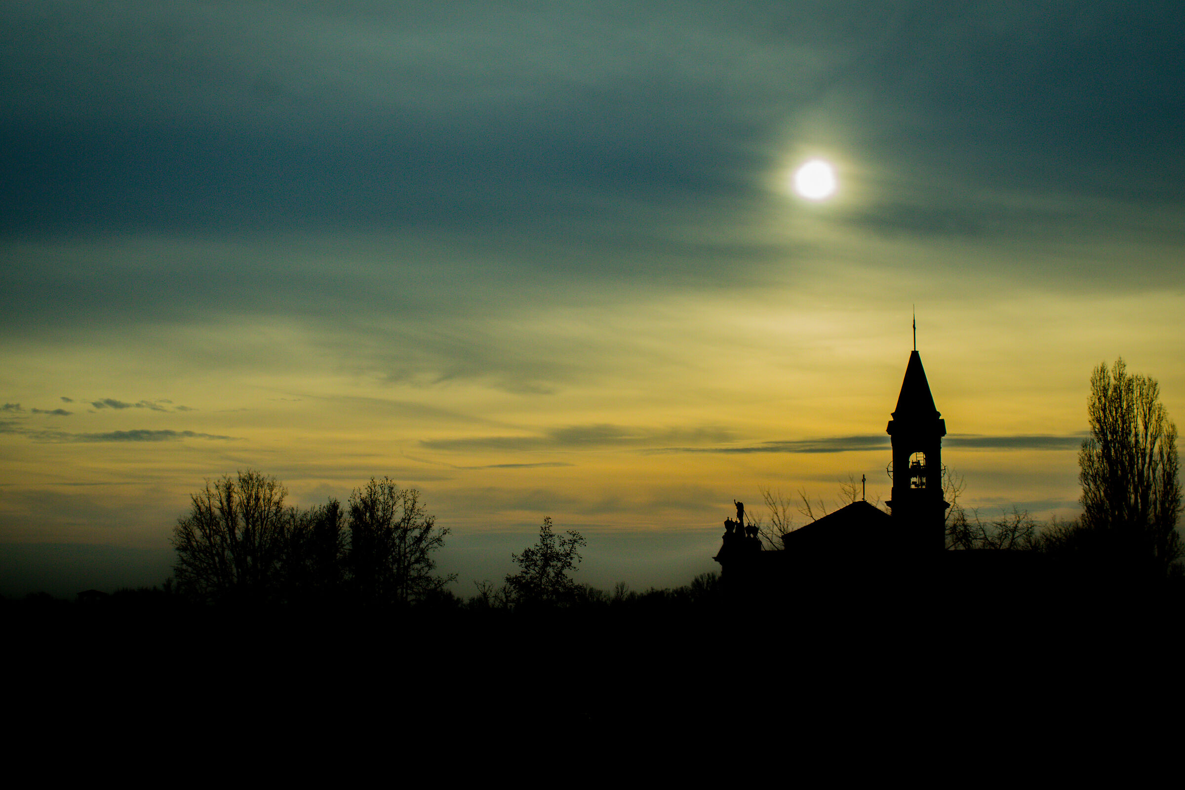 Late afternoon in the countryside