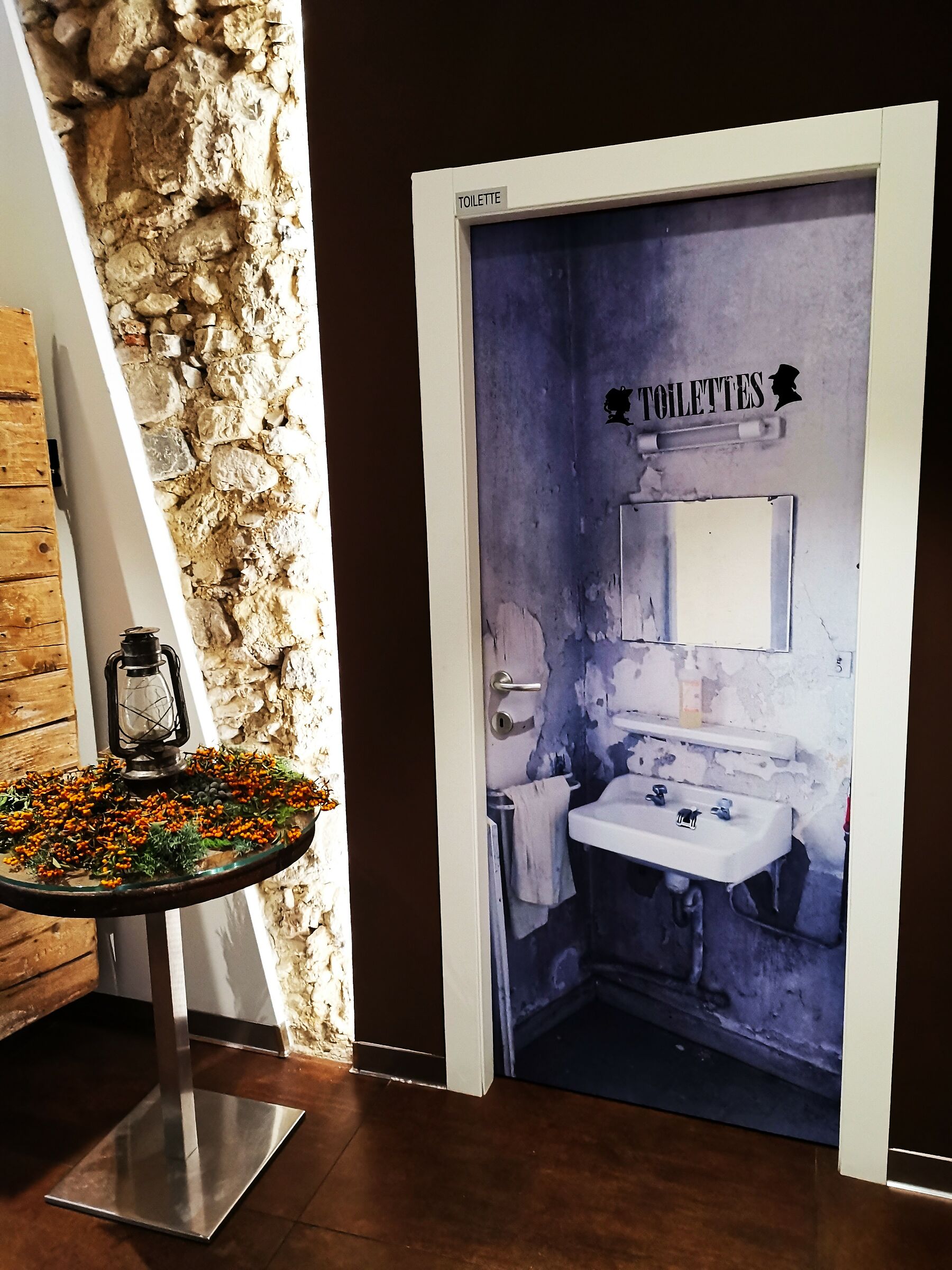 History of toilets - 29 -