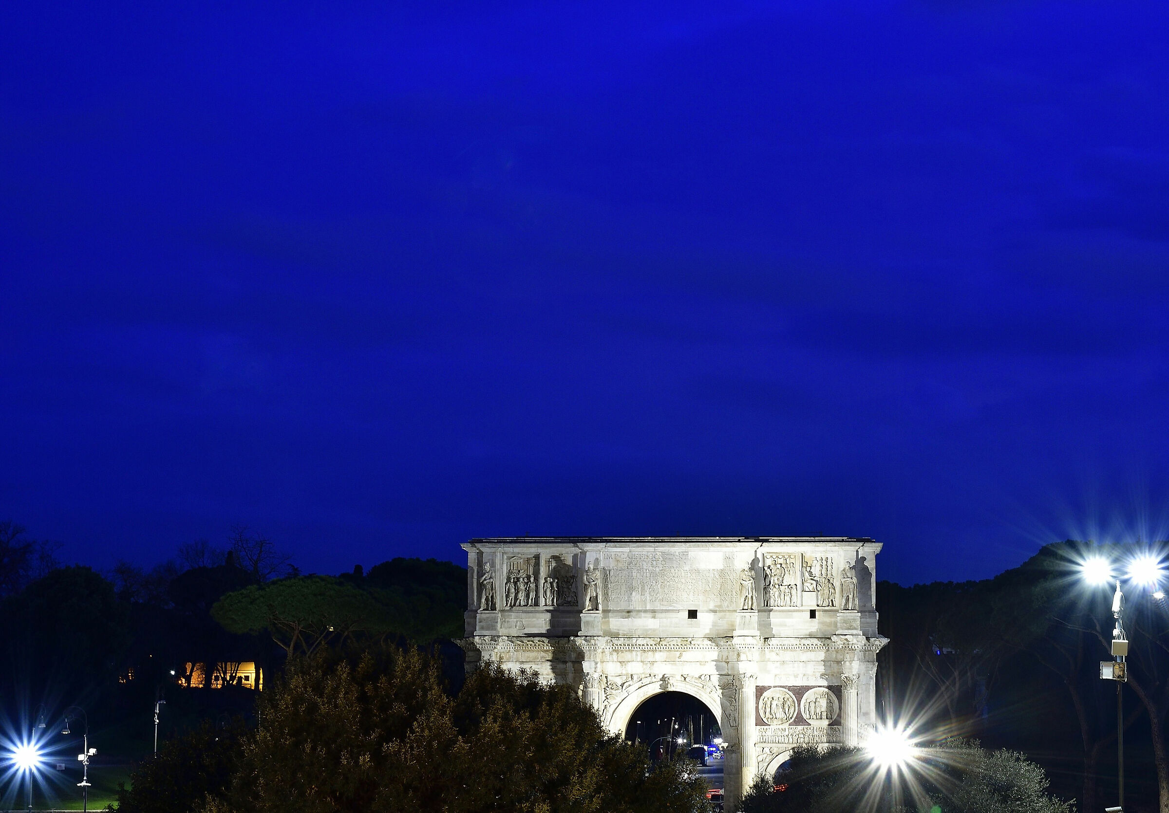 Quasi notte (arco di Costantino ai Fori Imperiali)