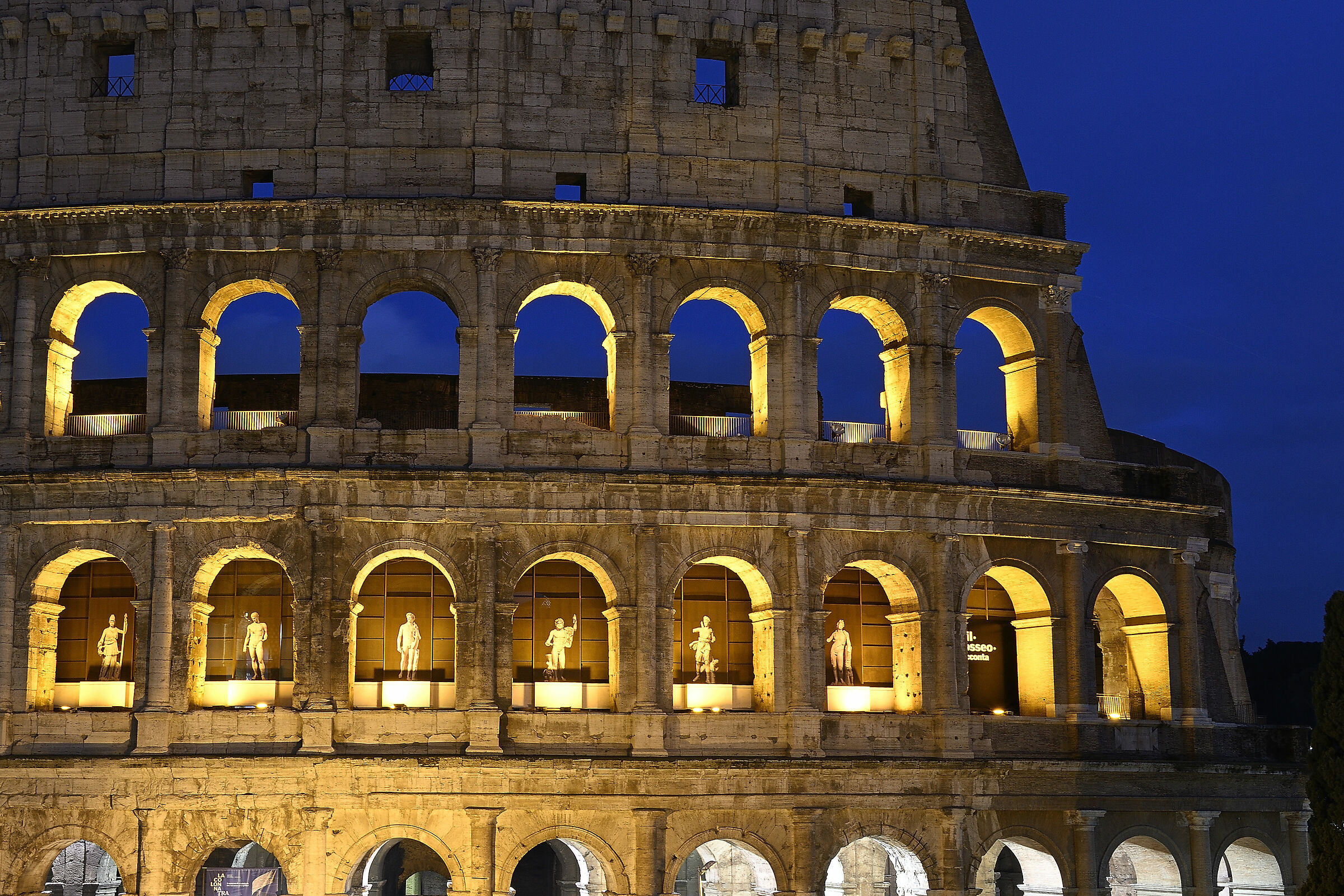 Le "statue" del Colosseo