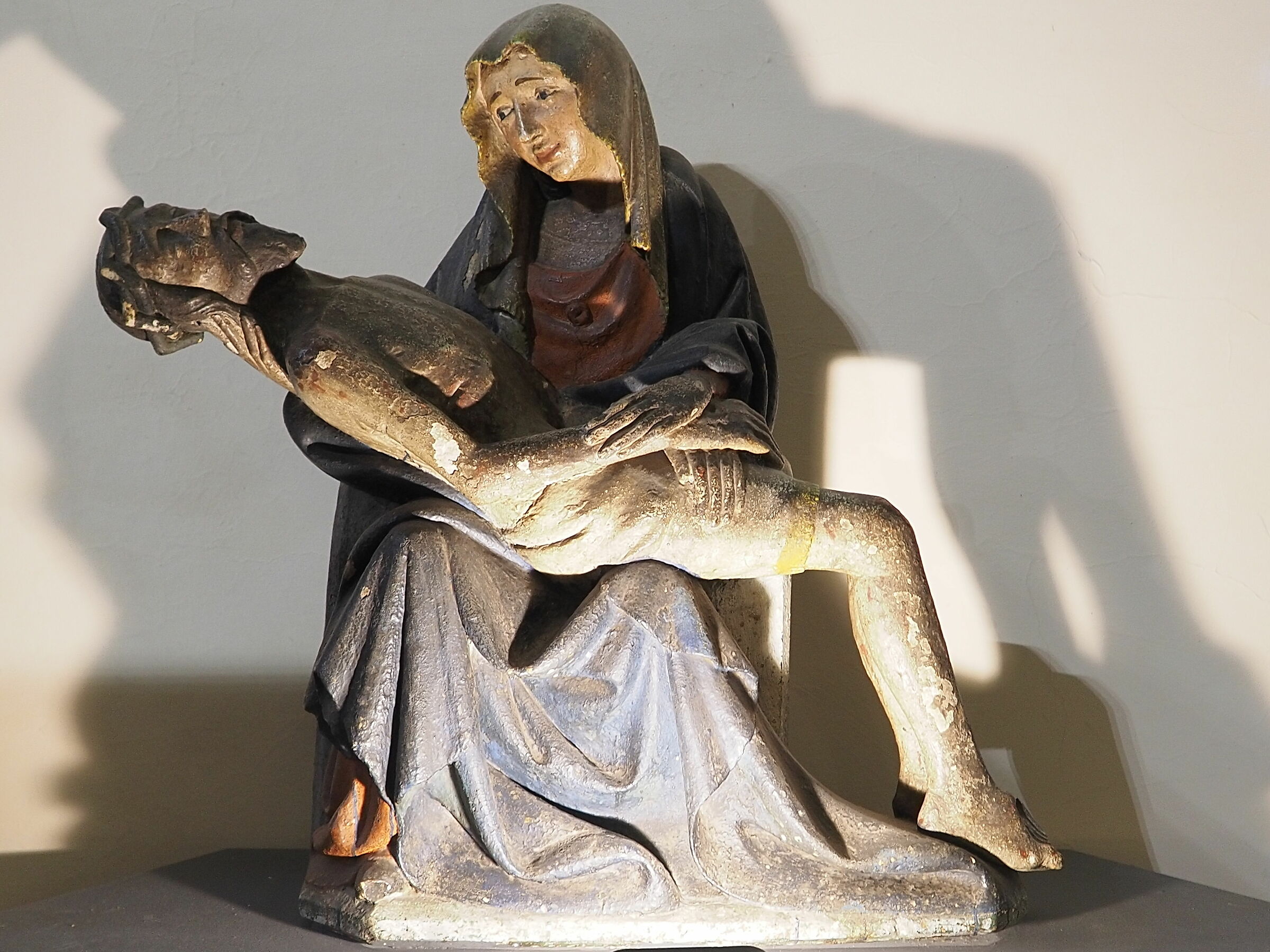 Pietà quattrocentesca