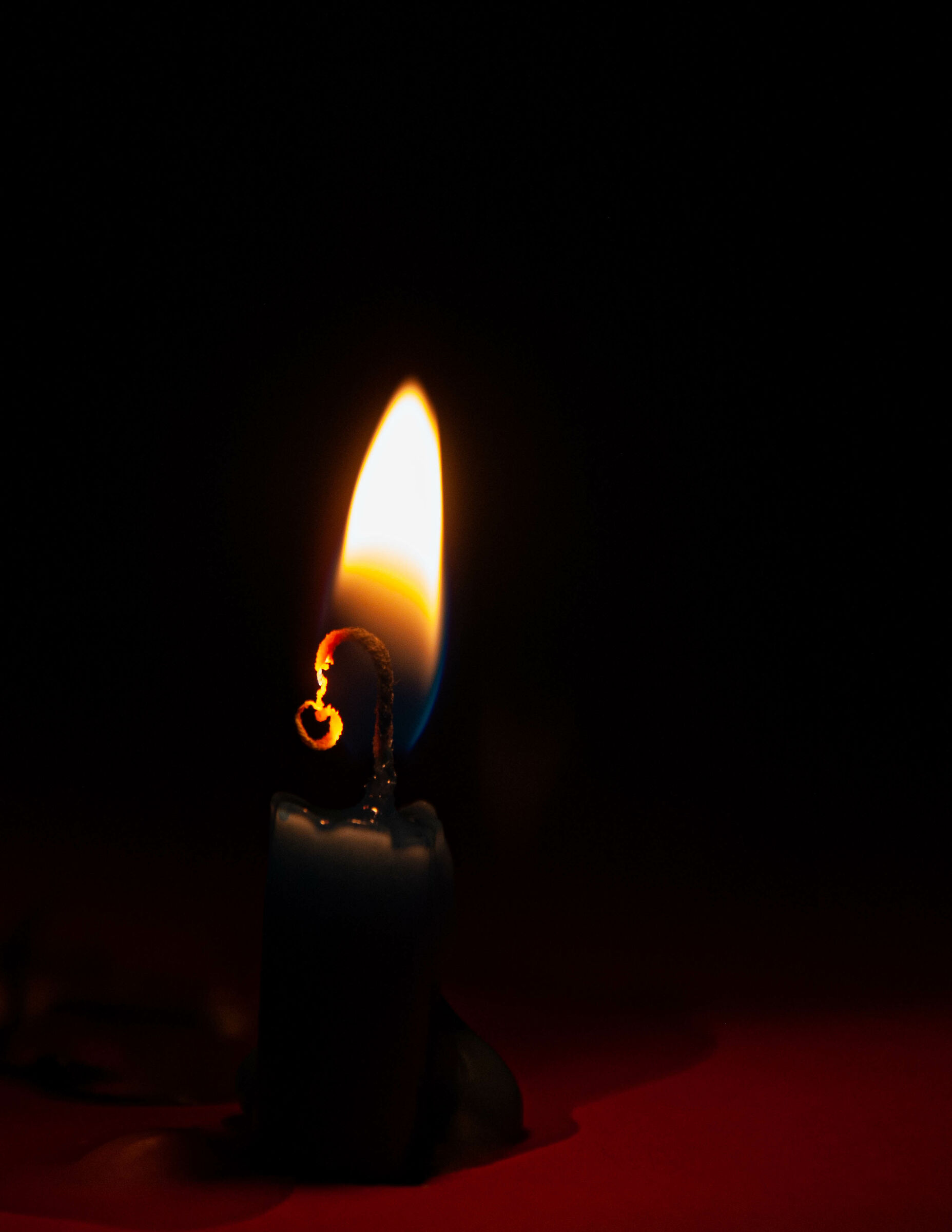 A flame makes love
