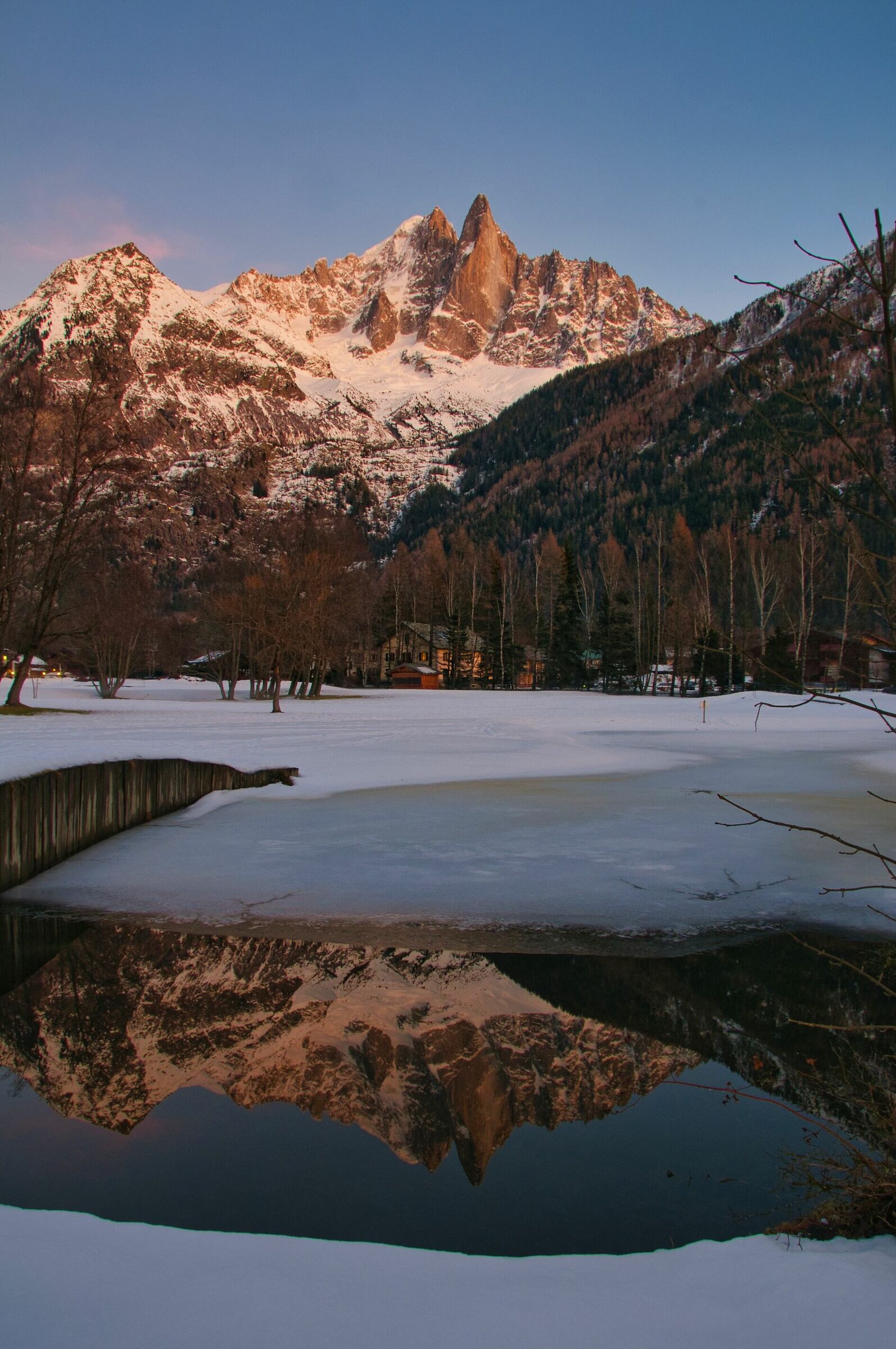 Petit Dru allo specchio