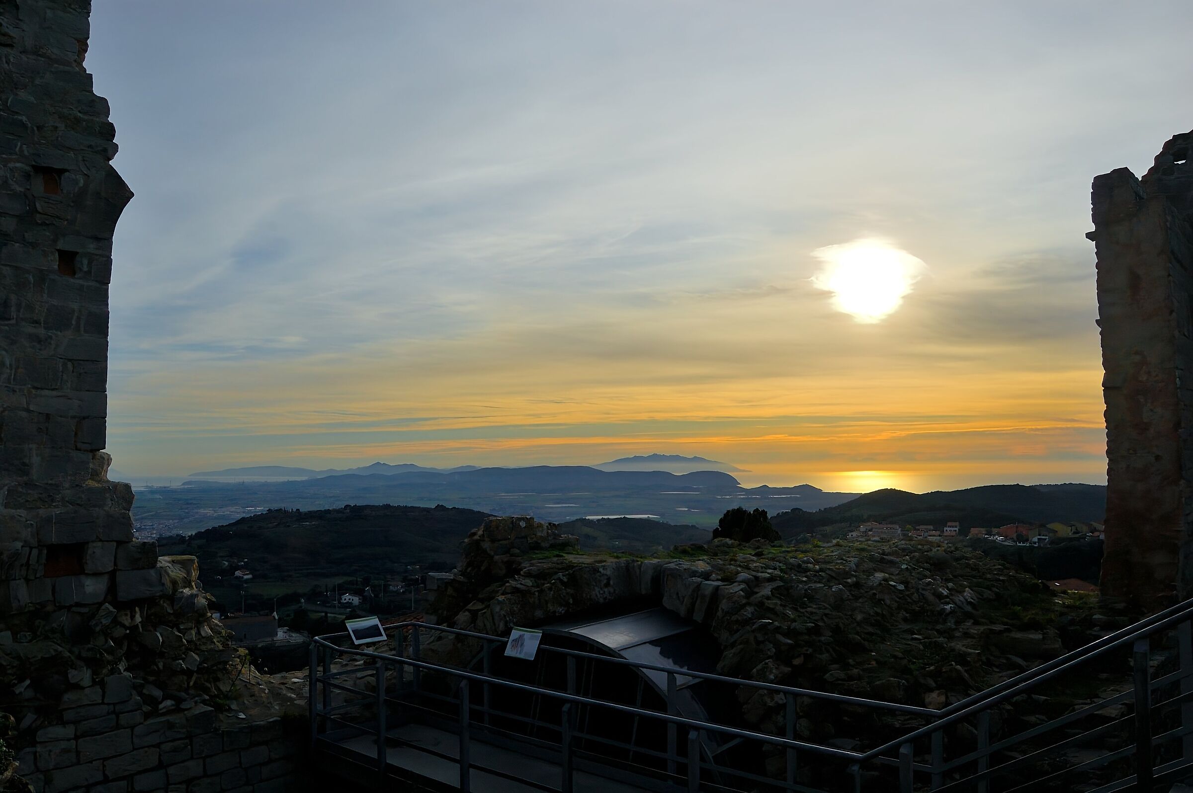 Rocca di Campiglia Marittima 2
