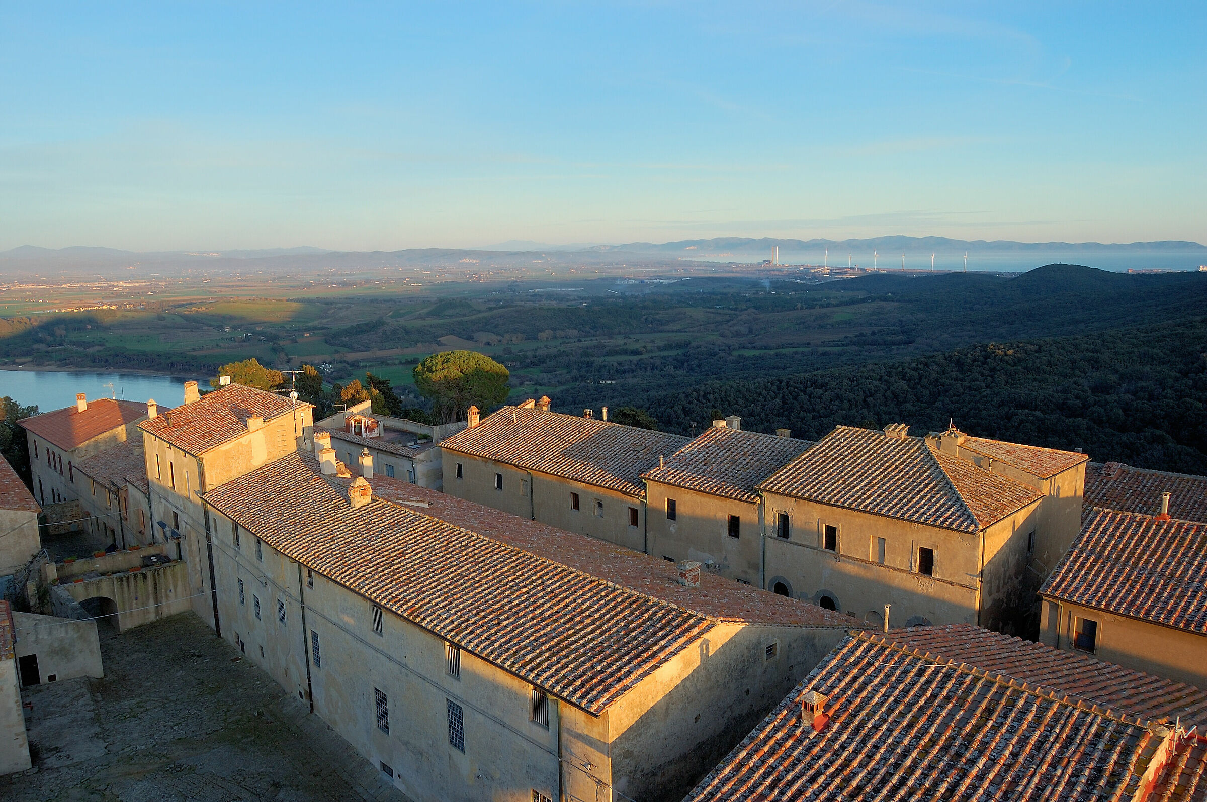 Populonia 2