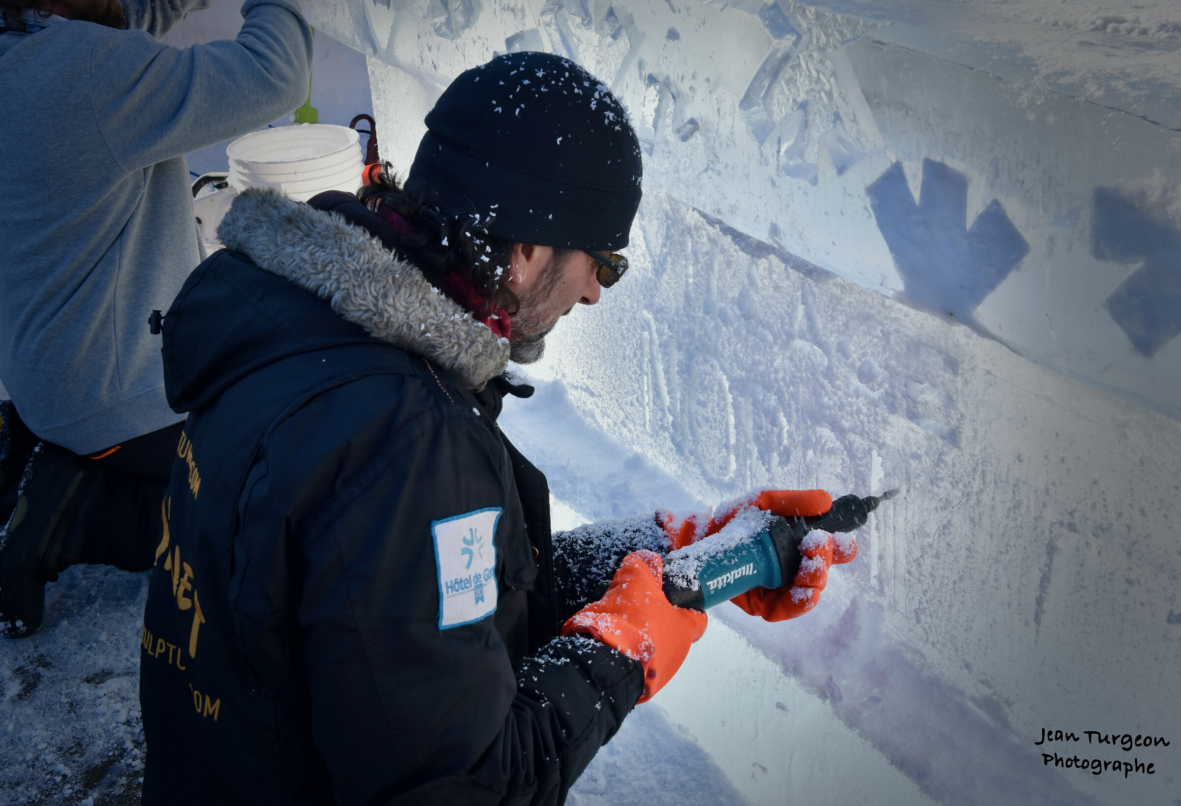 Scultura di ghiaccio - monumento - Ieri canadese