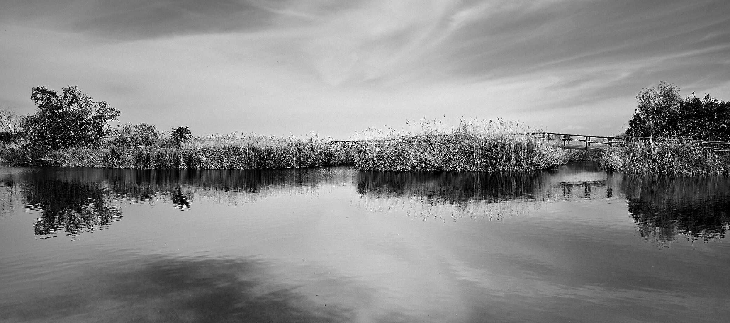 Ponticello sul lago