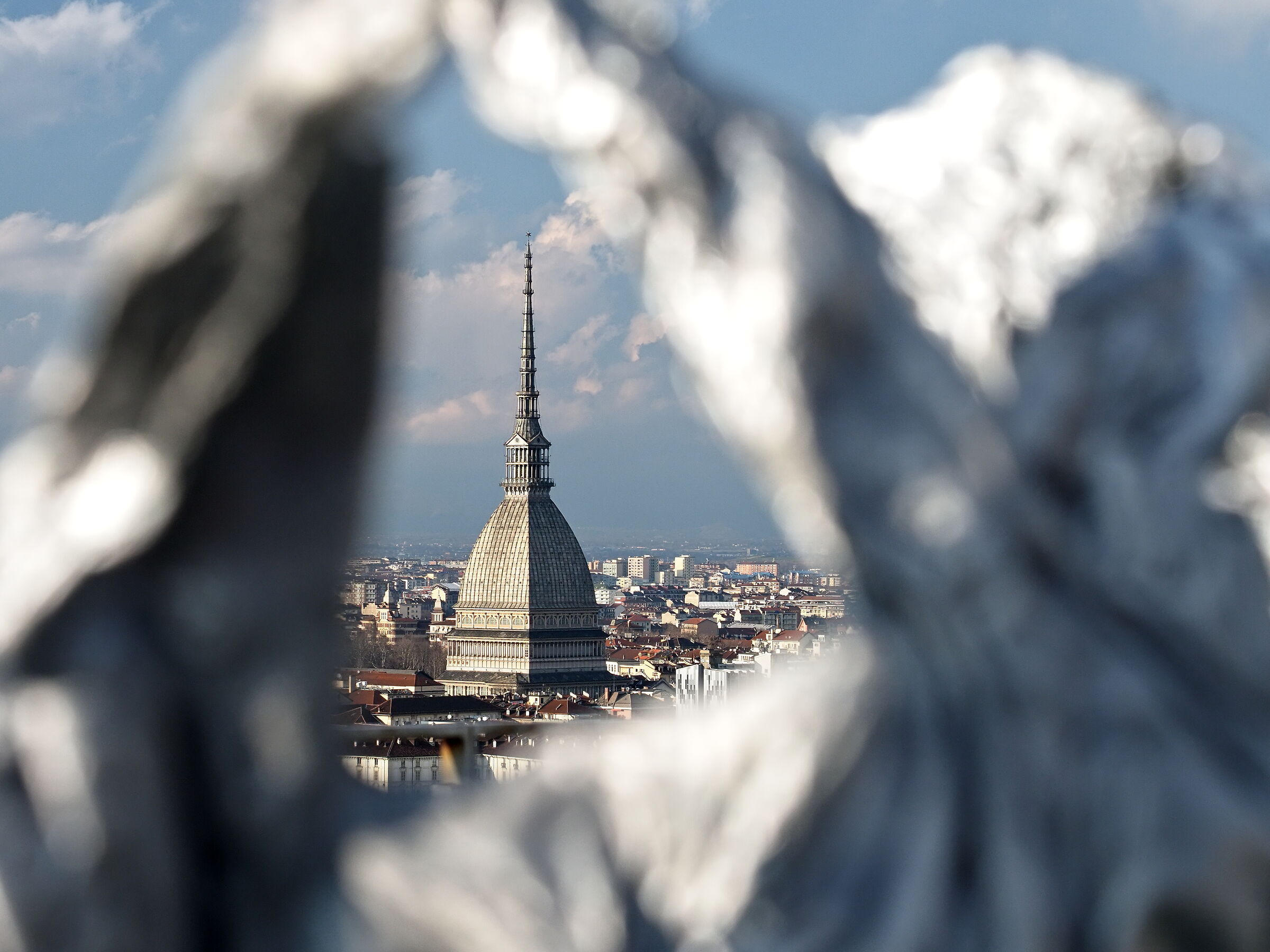 Cornice d'argento