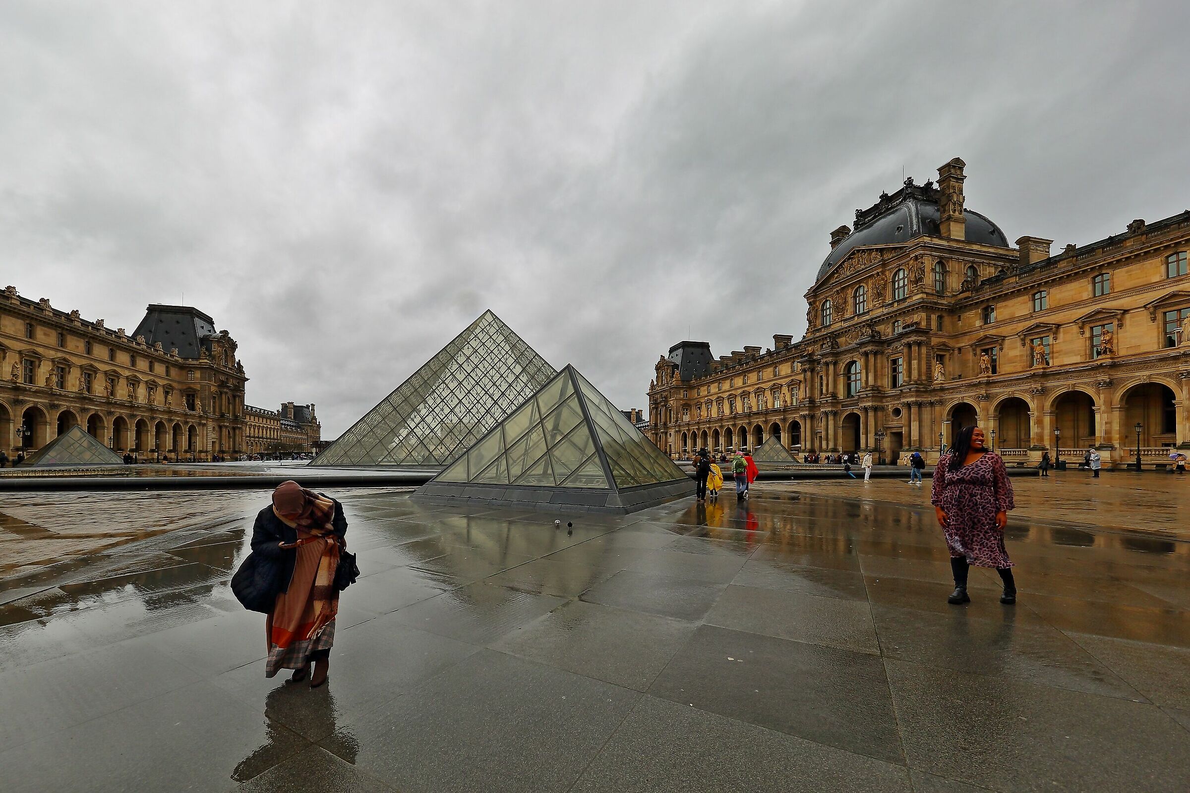 Louvre 02