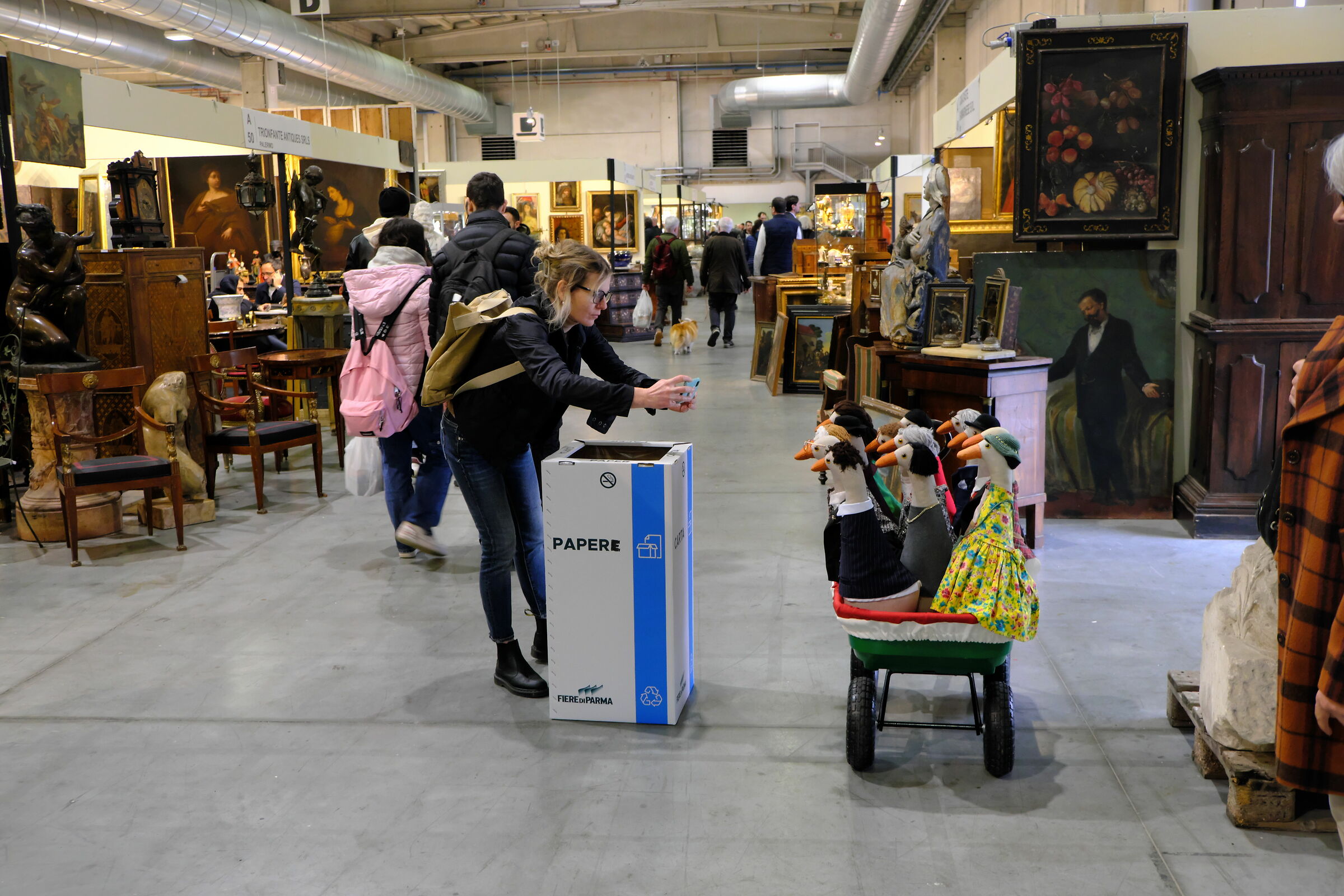 PAPER E (the power of a MARKER TRAIT in your pocket)