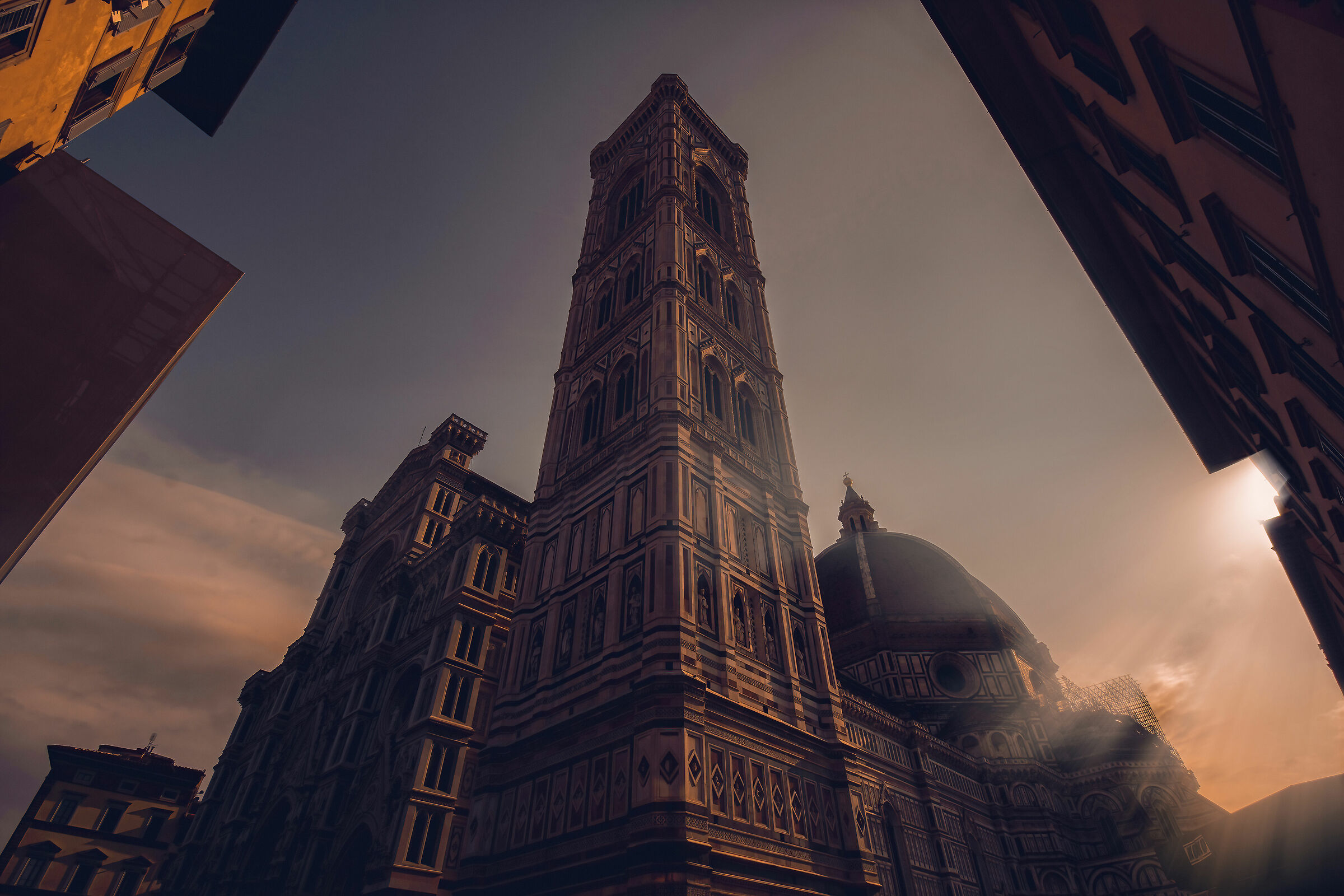 Cattedrale di Santa Maria del Fiore. baciata dal sole