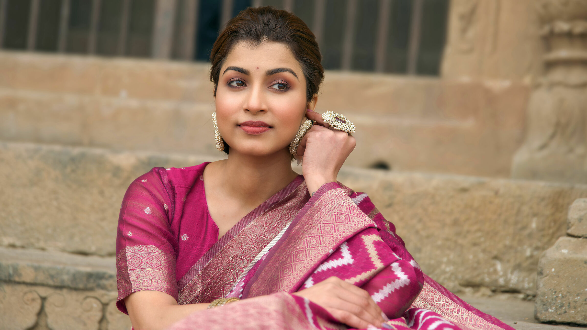 3627 Saree Beauty at 105 mm F4