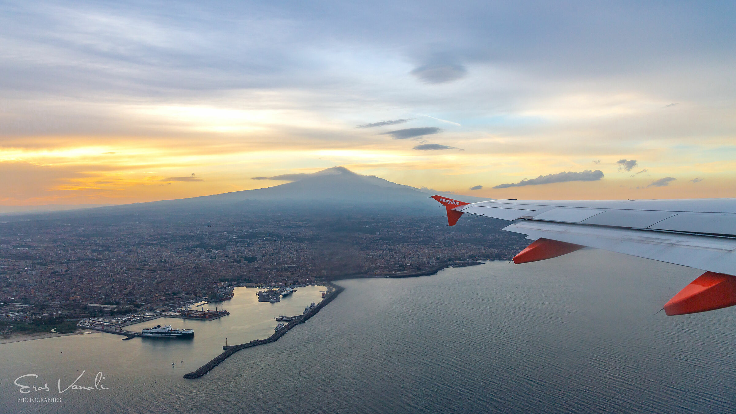 Sorvolando l'Etna