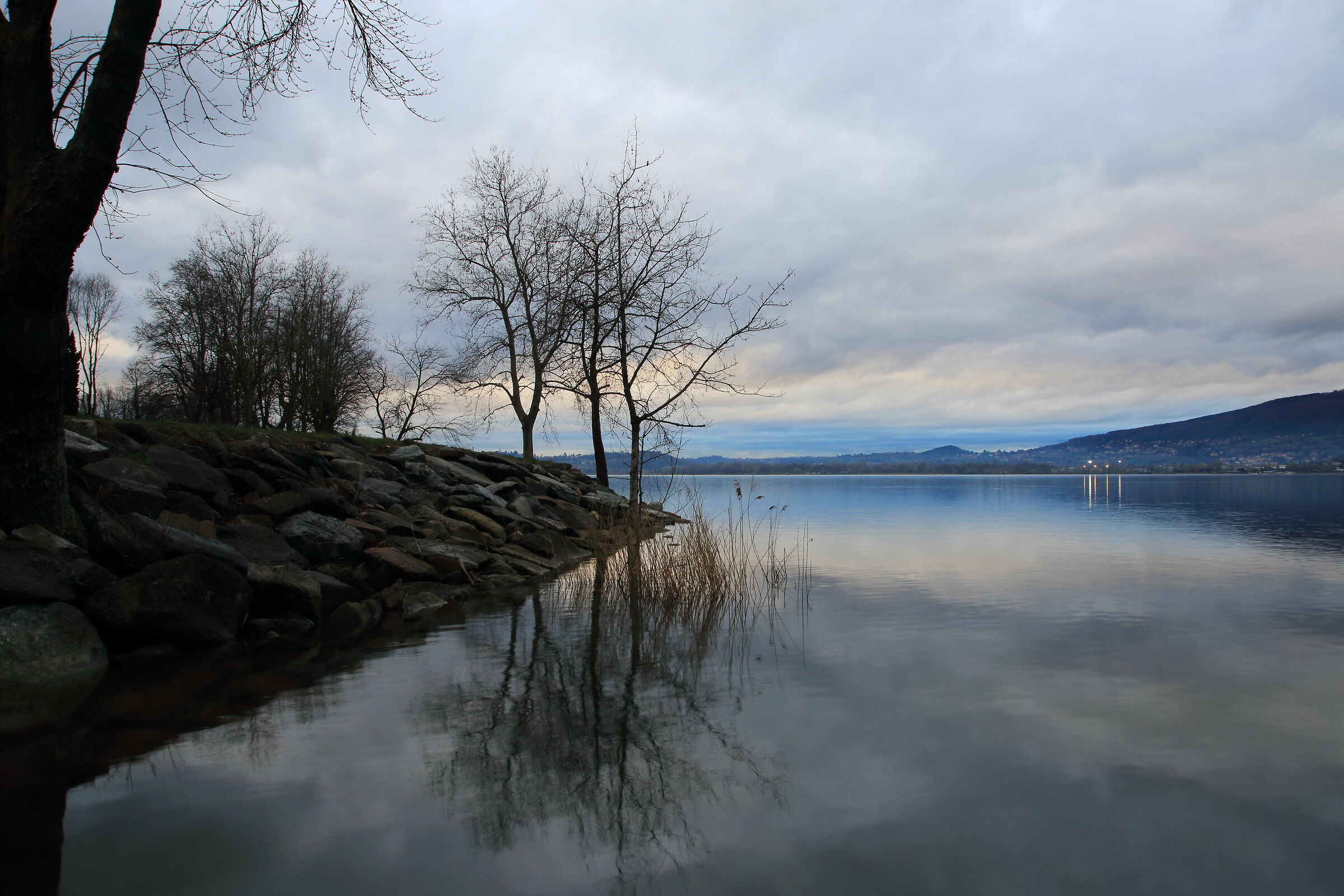 Il lago di sera