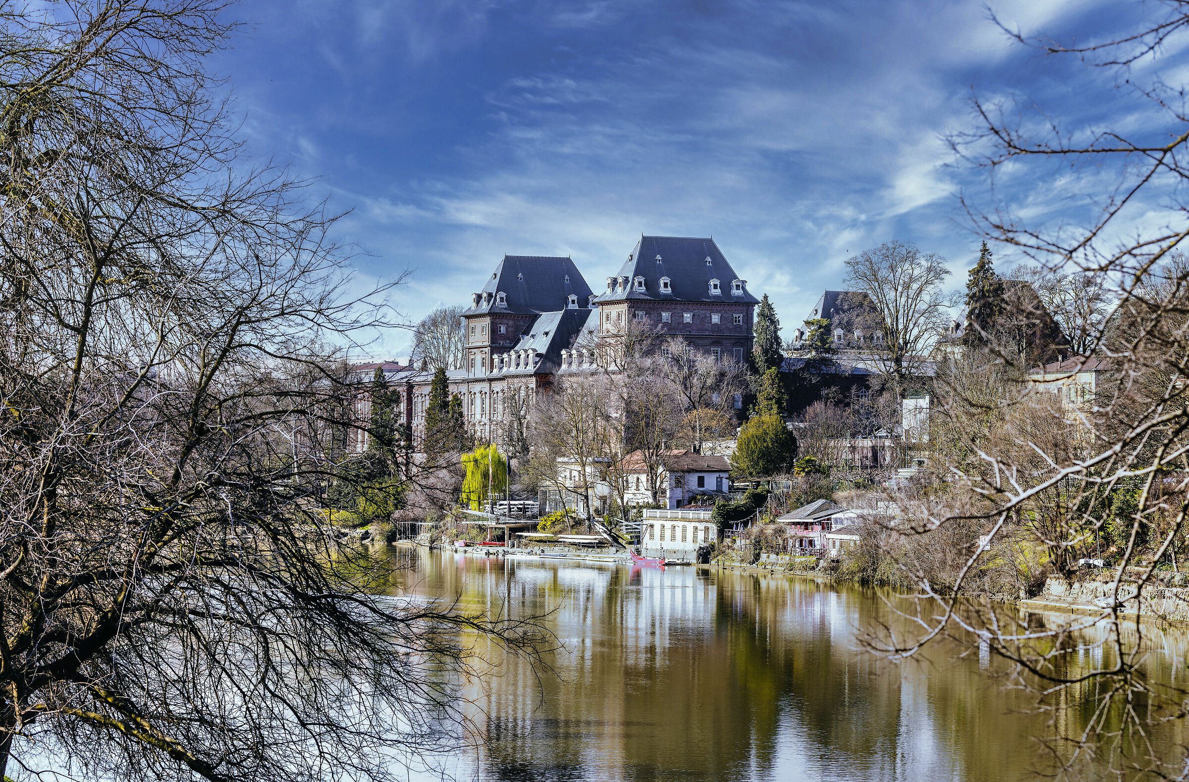 The banks of the Po