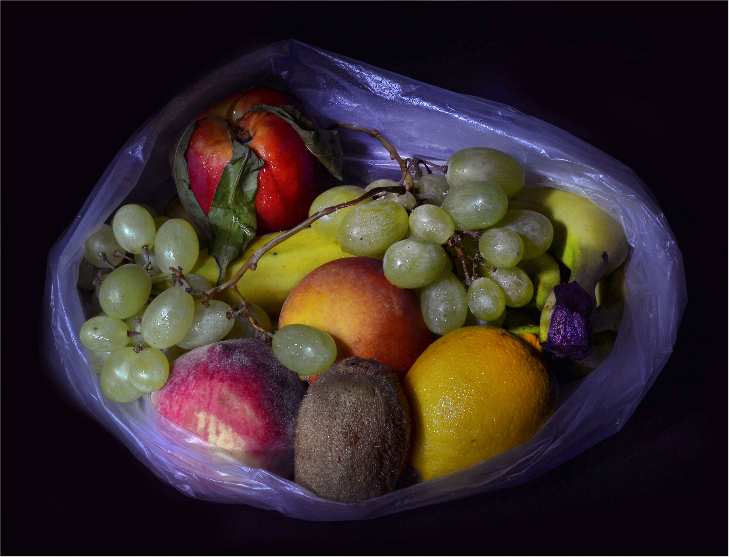 Frutta nel cellophane
