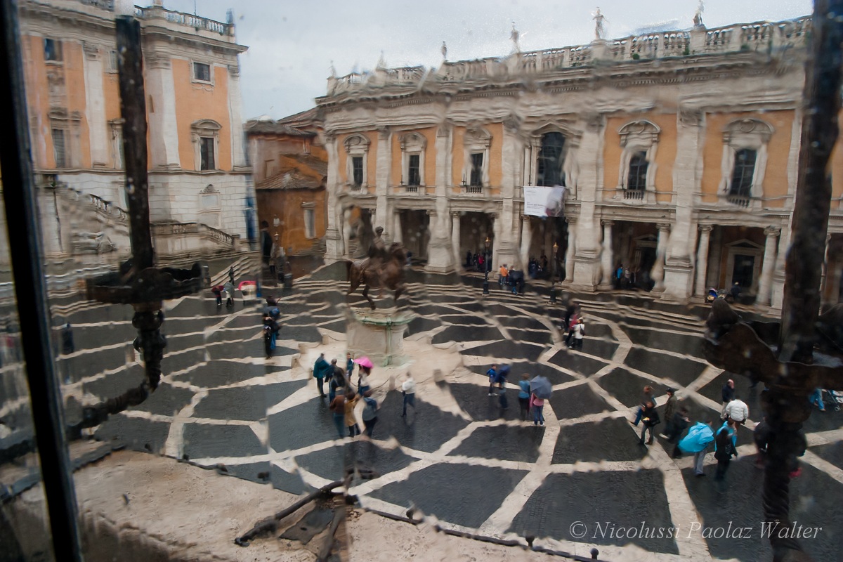 Shower Capitoline