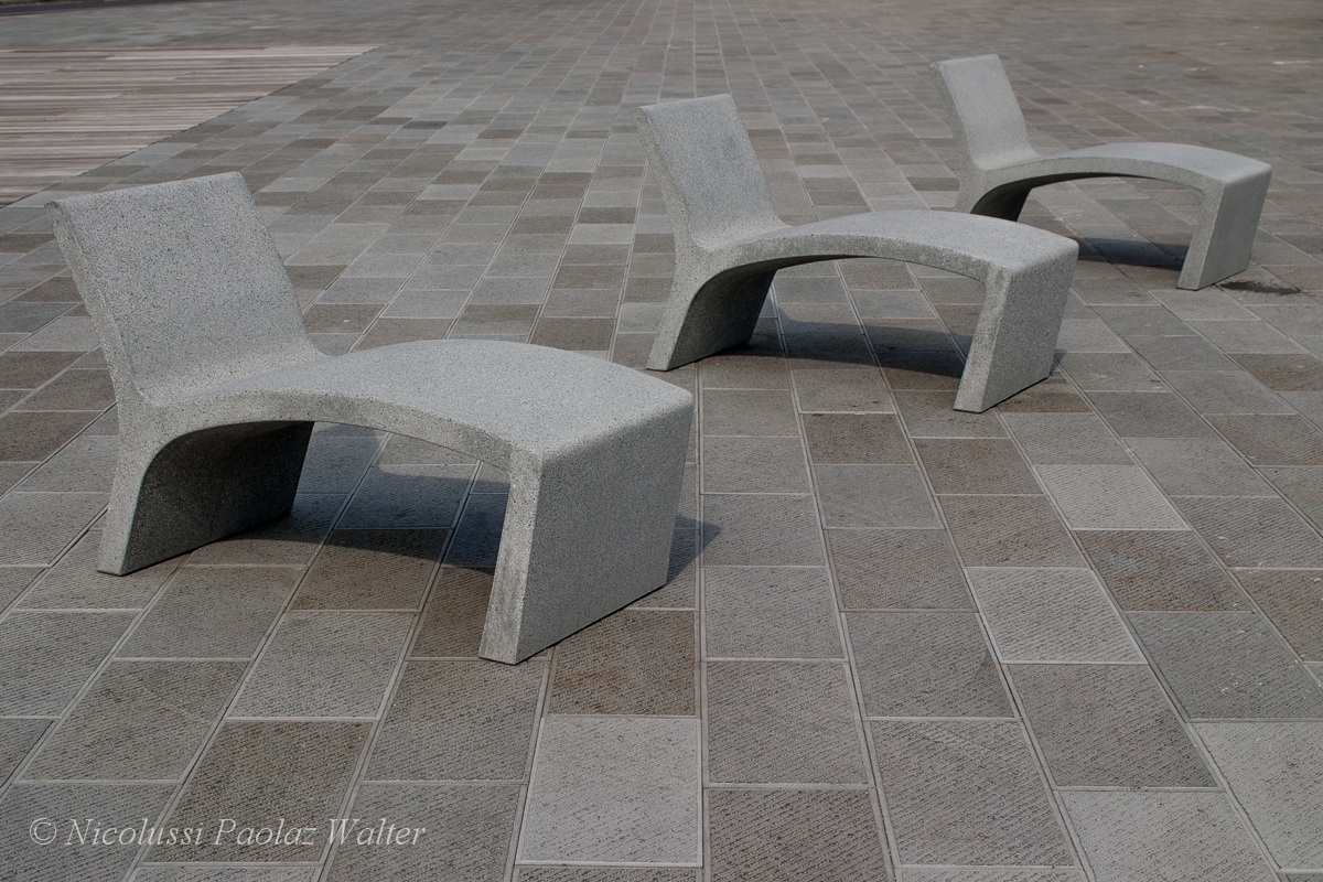 Monochromatic relaxing