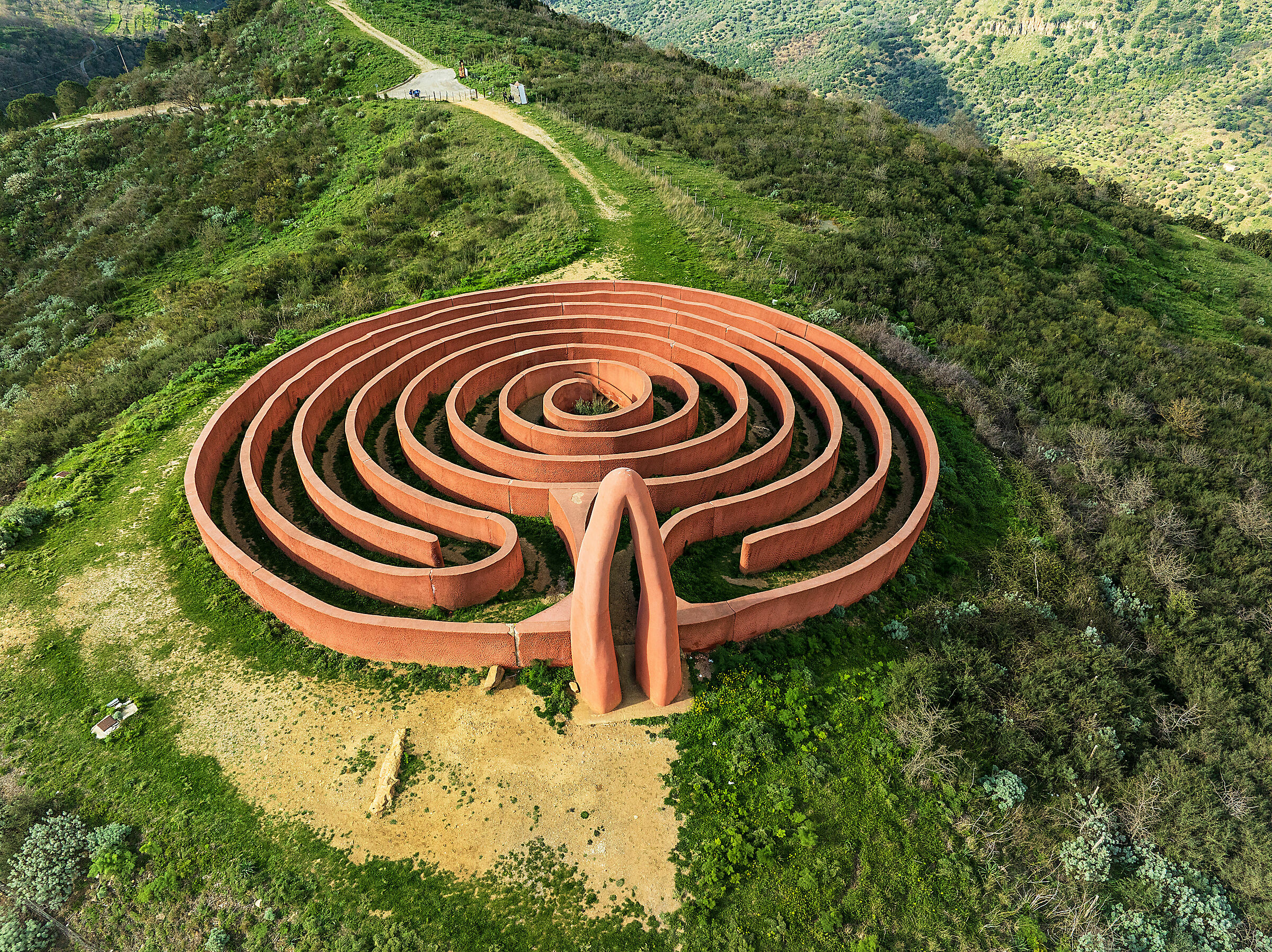 Ariadne's Labyrinth - Fiumara D'arte